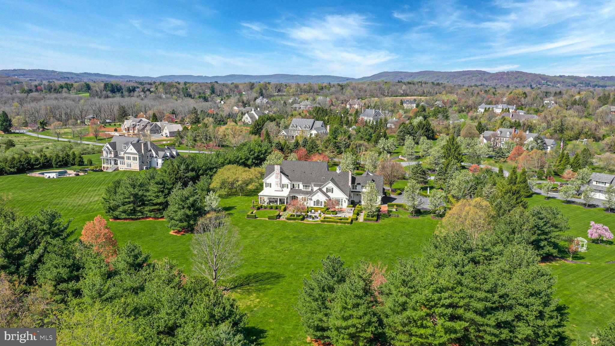 OLD MILL ESTATES - Residential