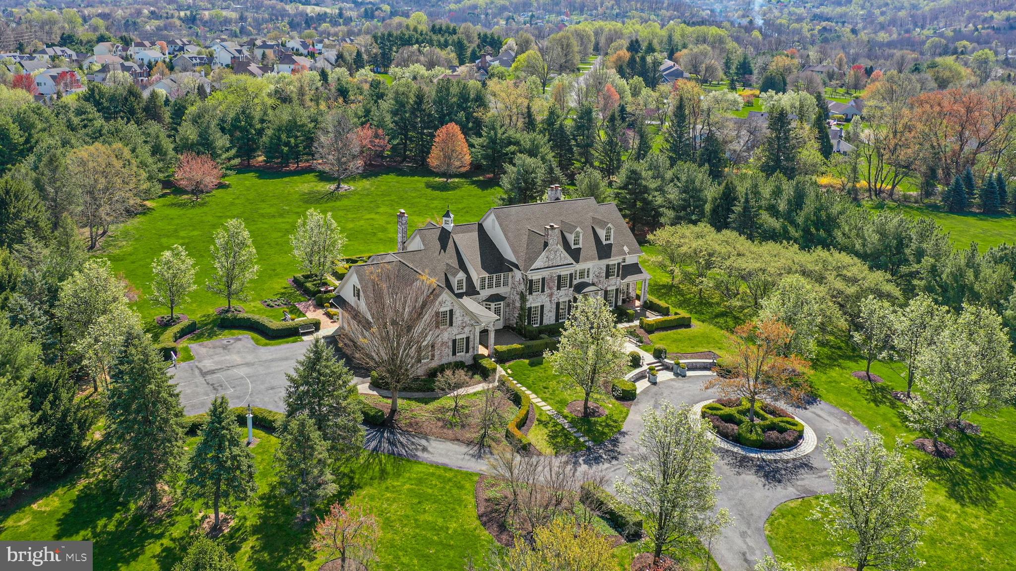 OLD MILL ESTATES - Residential