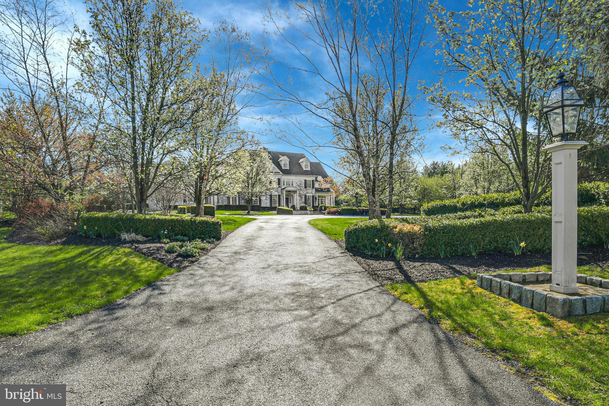 OLD MILL ESTATES - Residential
