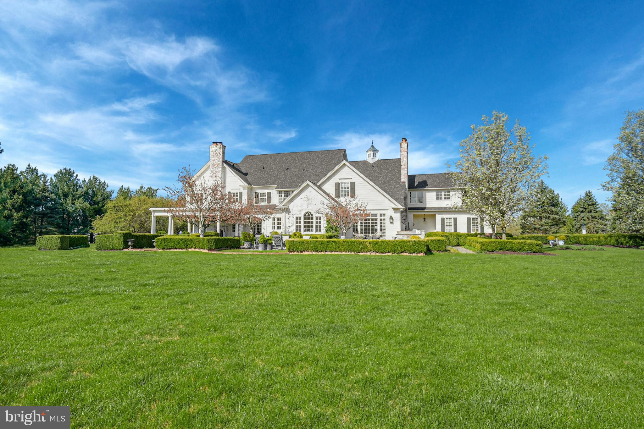OLD MILL ESTATES - Residential