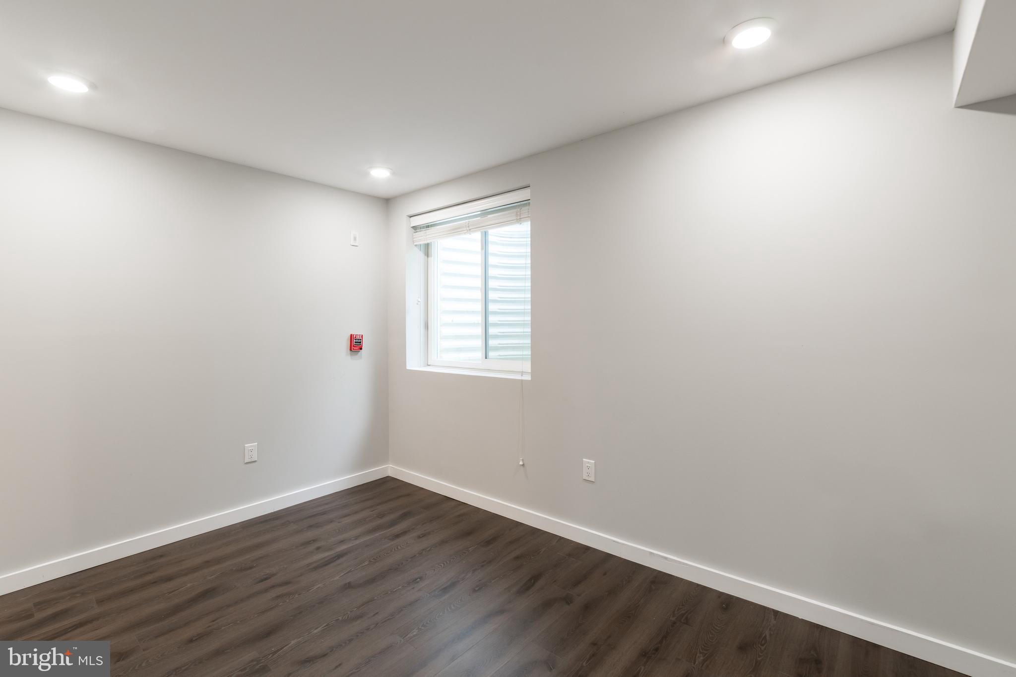 FAIRMOUNT - Residential Lease