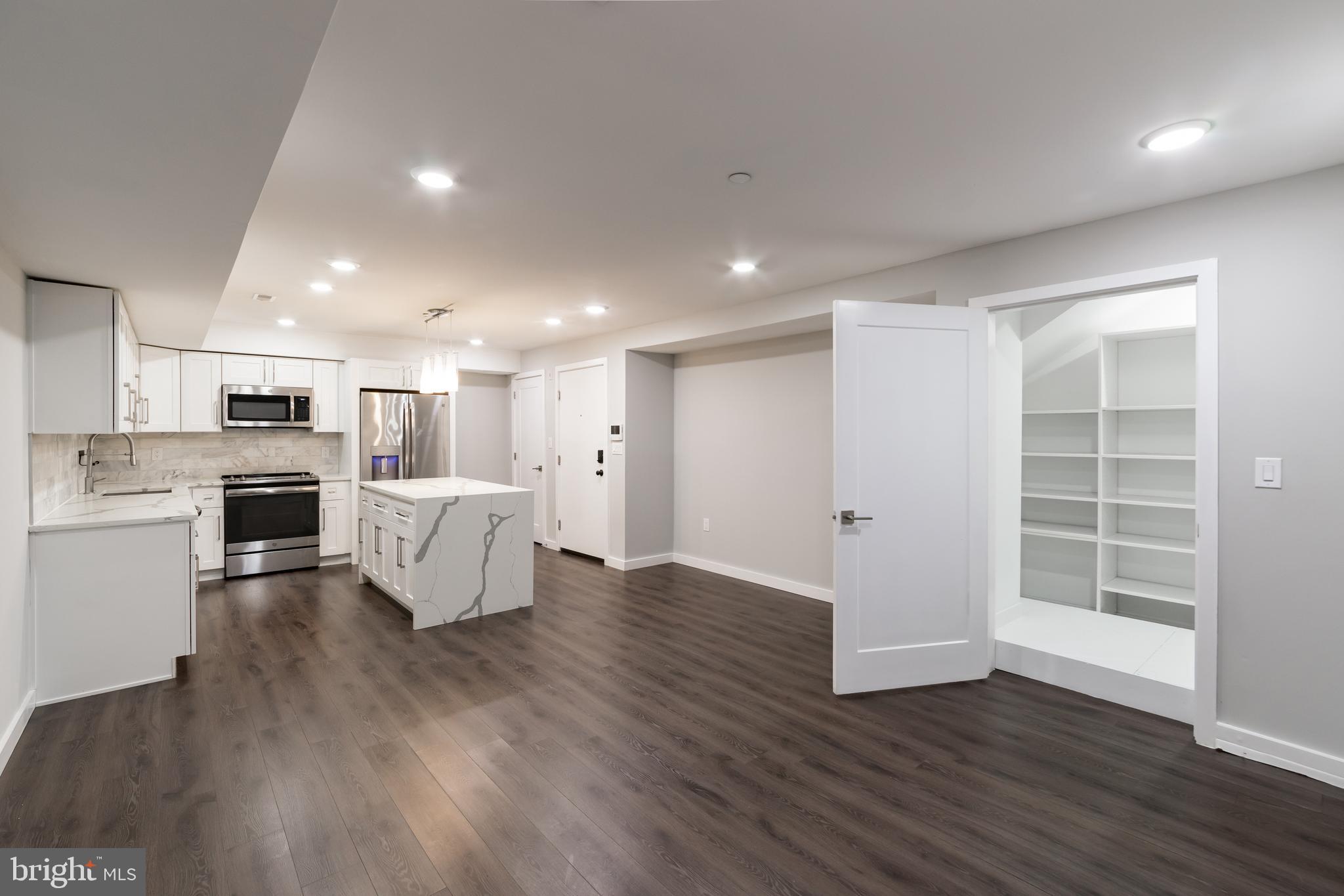 FAIRMOUNT - Residential Lease