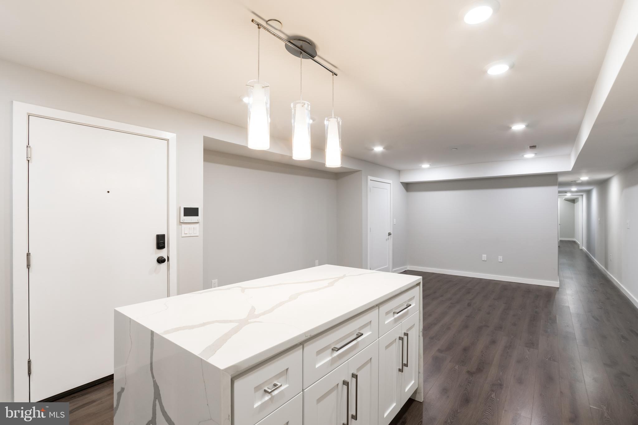 FAIRMOUNT - Residential Lease