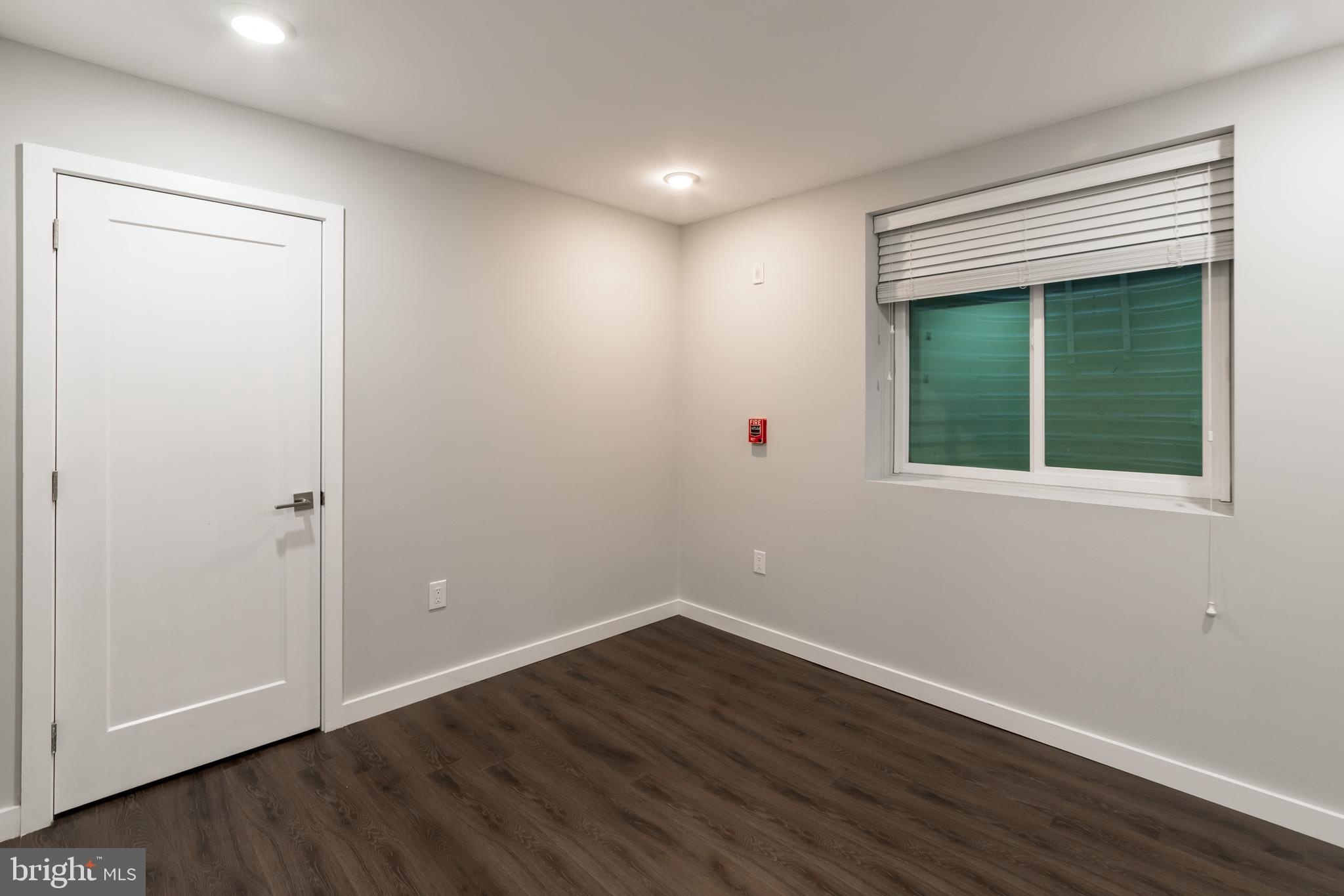 FAIRMOUNT - Residential Lease