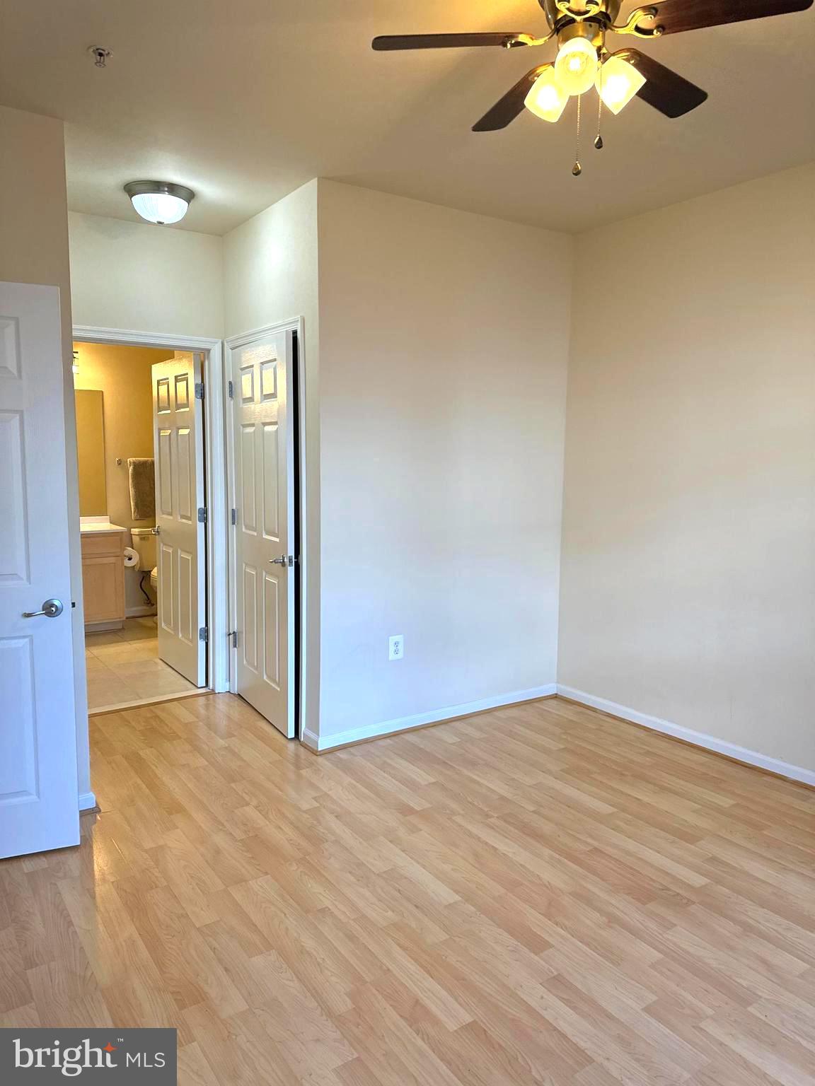 CHANTILLY PARK - Residential