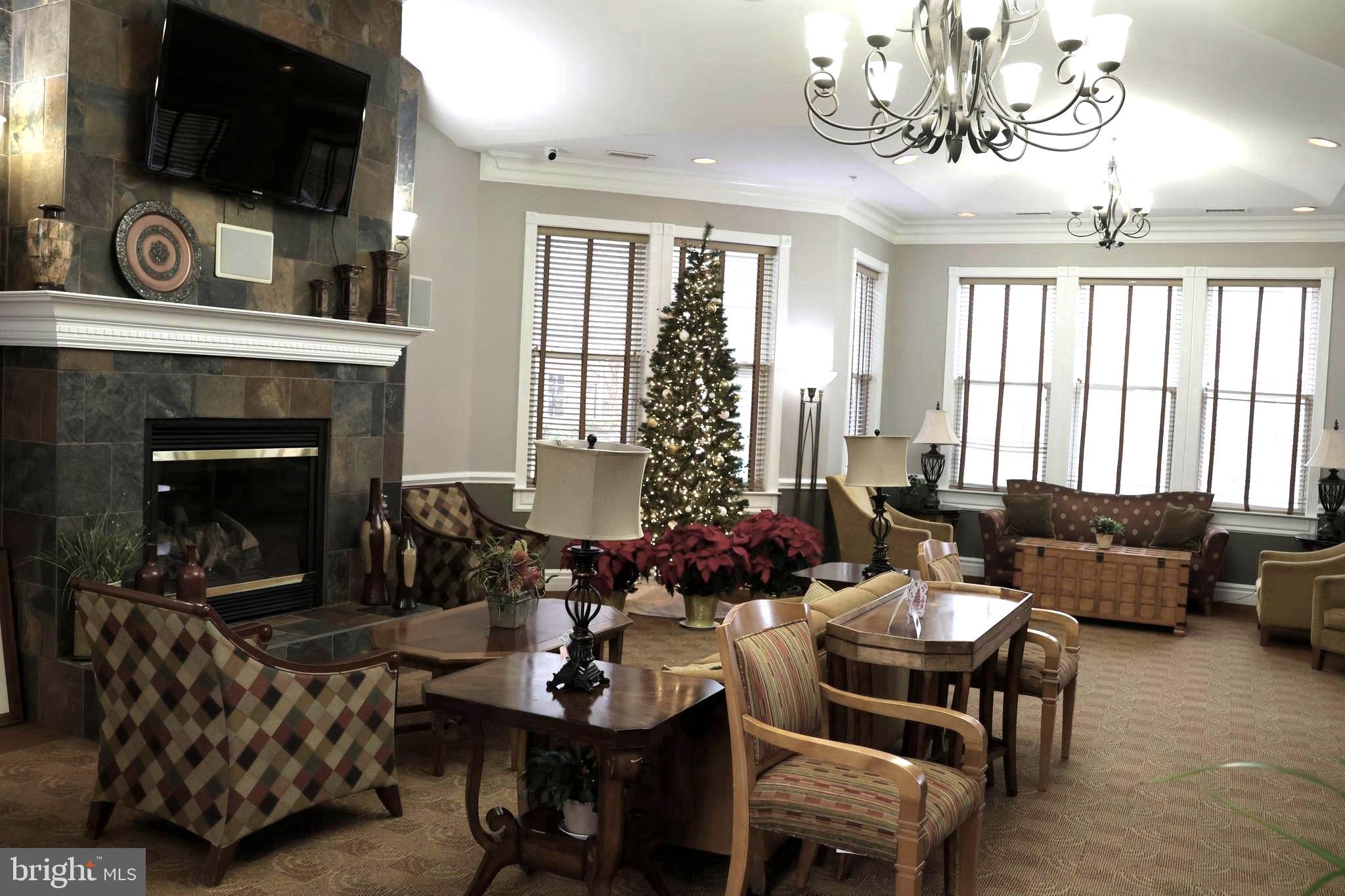 CHANTILLY PARK - Residential