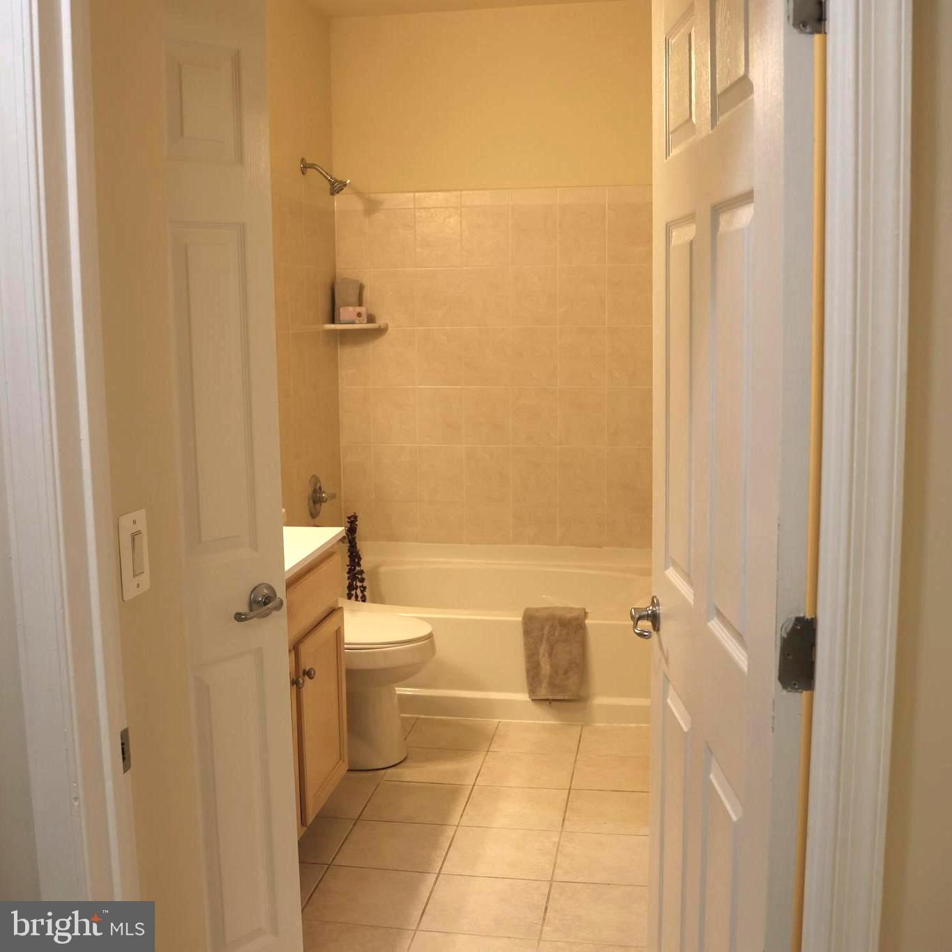 CHANTILLY PARK - Residential