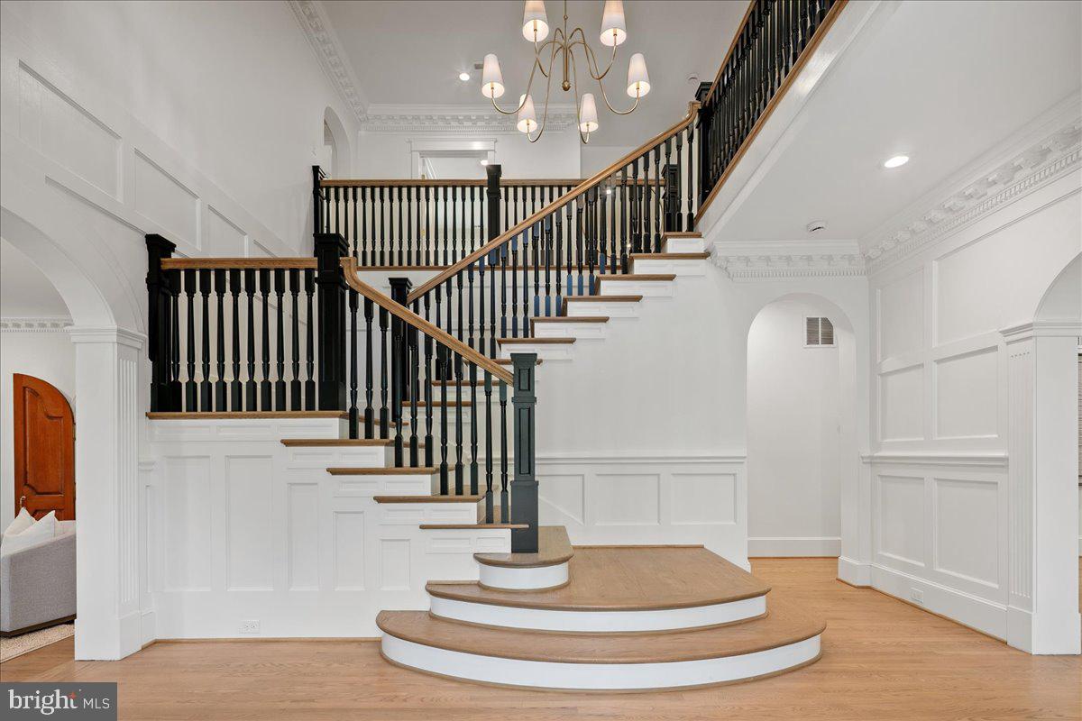 10816 BARN WOOD LANE