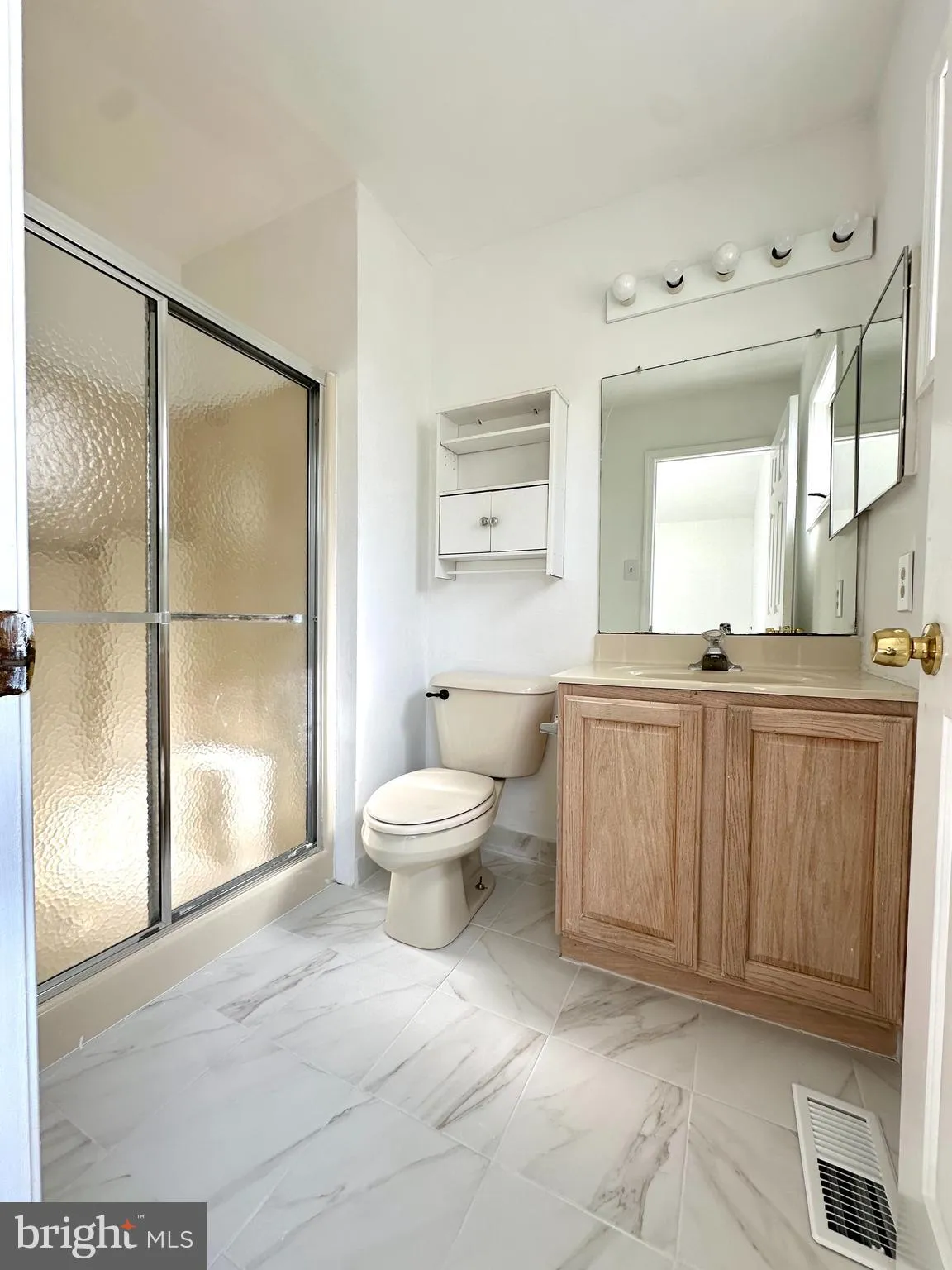 Cherry Hill, New Jersey 08003, United States, 4 Bedrooms Bedrooms, ,4 BathroomsBathrooms,Residential,Active,6299