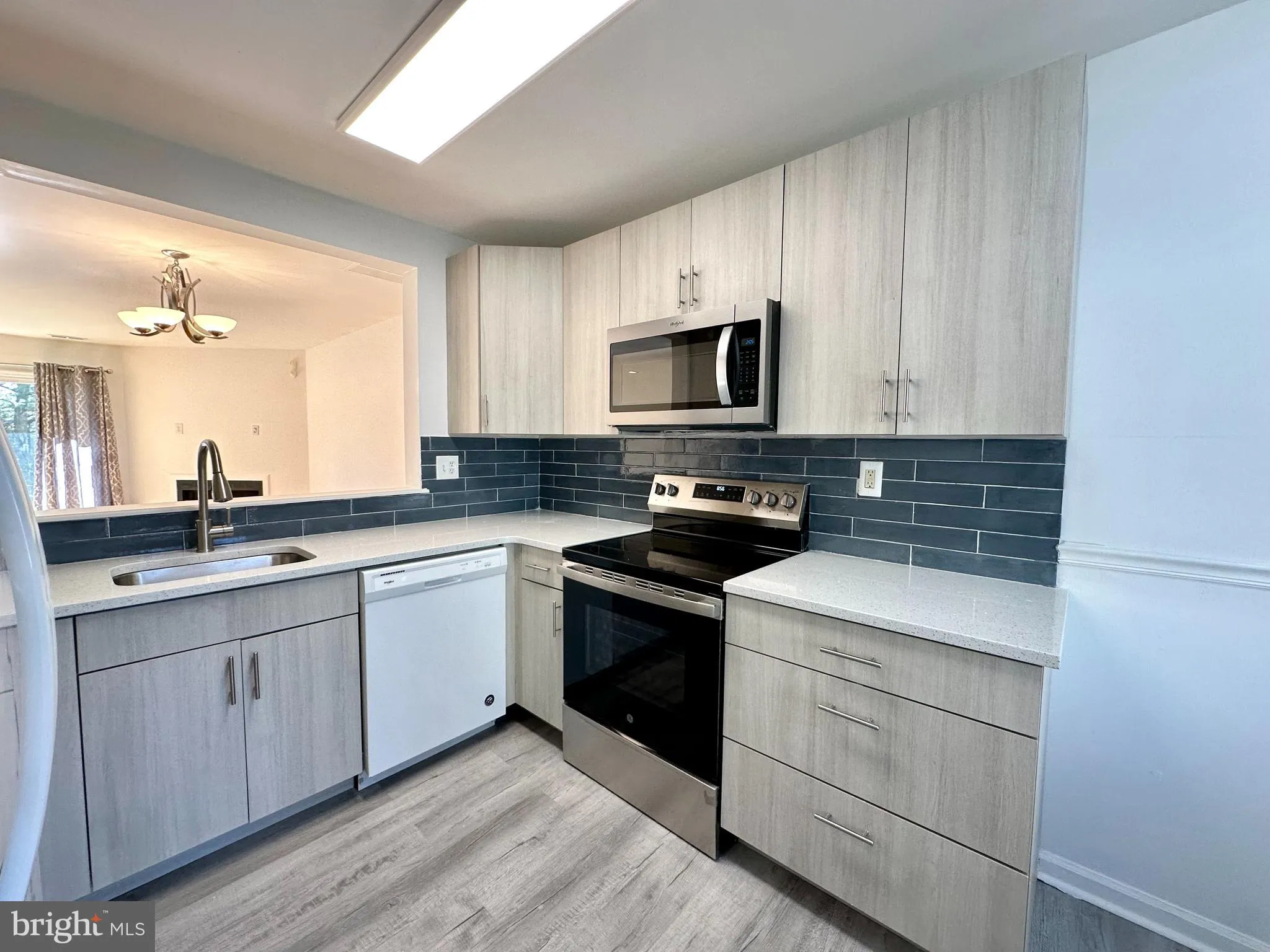 Cherry Hill, New Jersey 08003, United States, 4 Bedrooms Bedrooms, ,4 BathroomsBathrooms,Residential,Active,6299