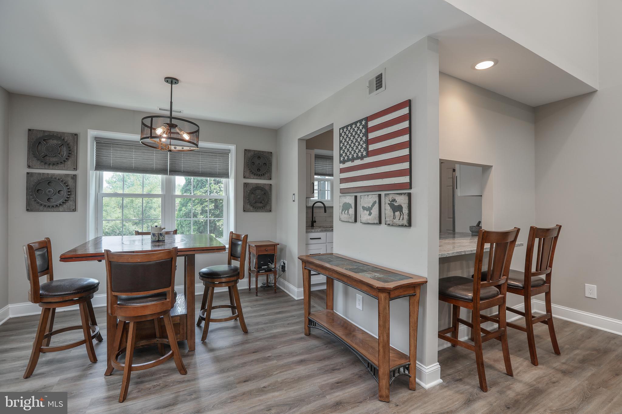 1790 BAYLEY LANE