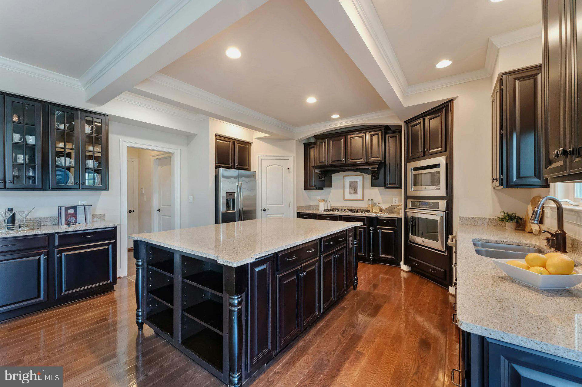 STONEGATE - Residential