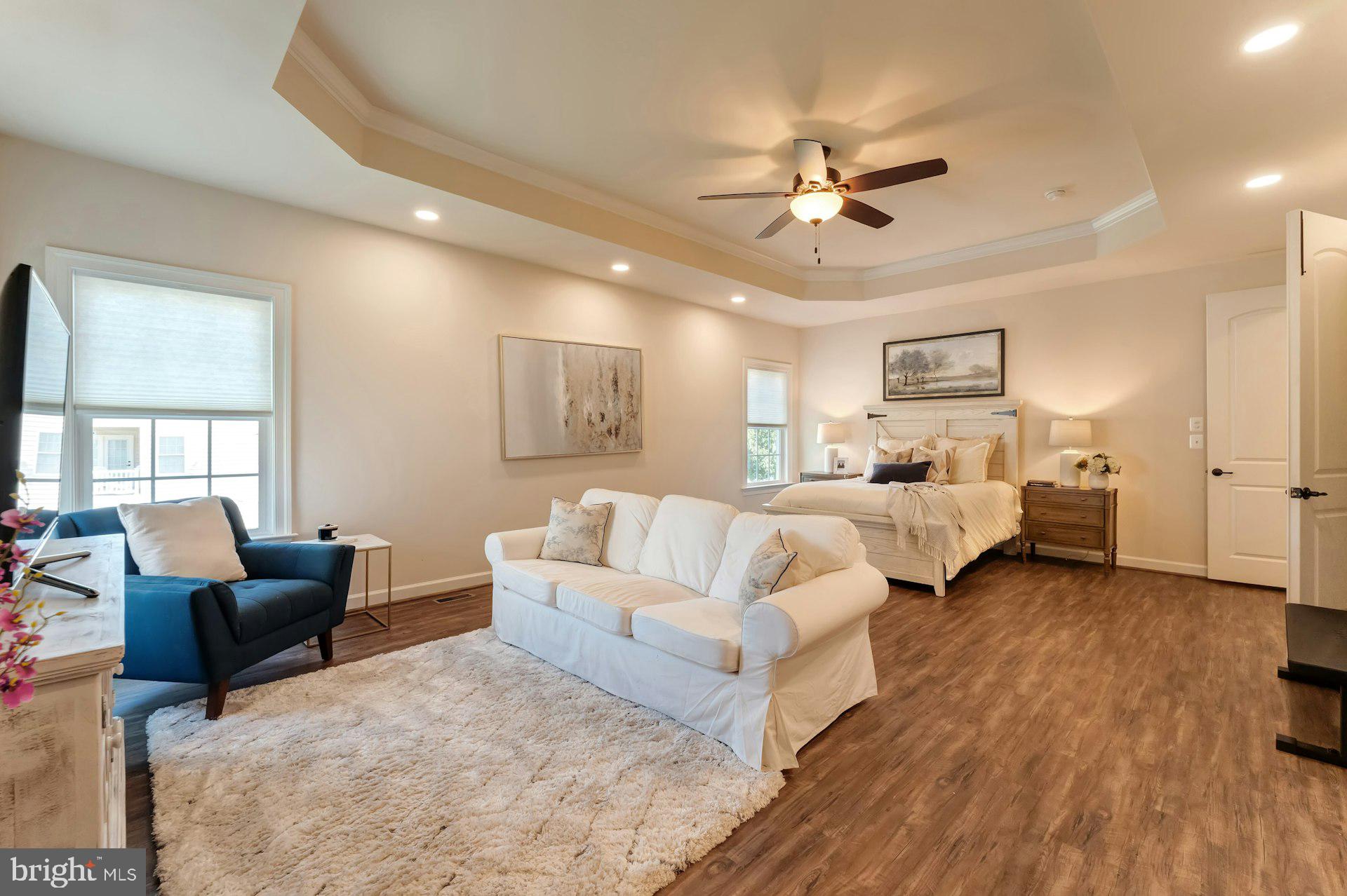 STONEGATE - Residential