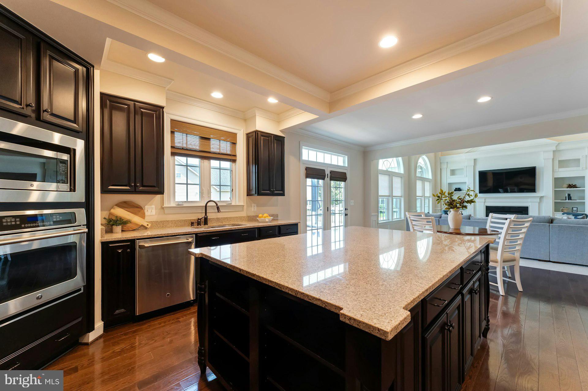 STONEGATE - Residential