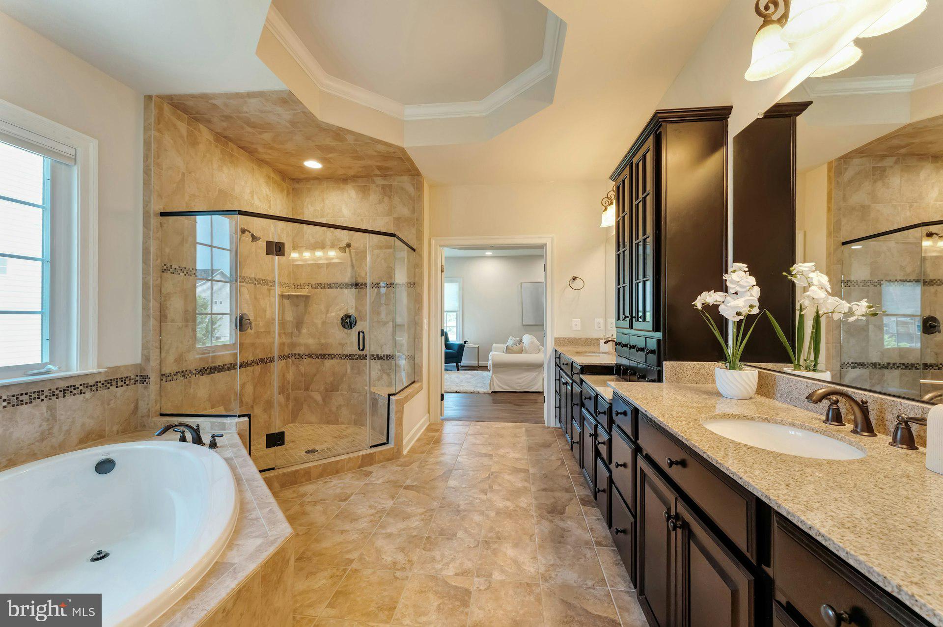 STONEGATE - Residential