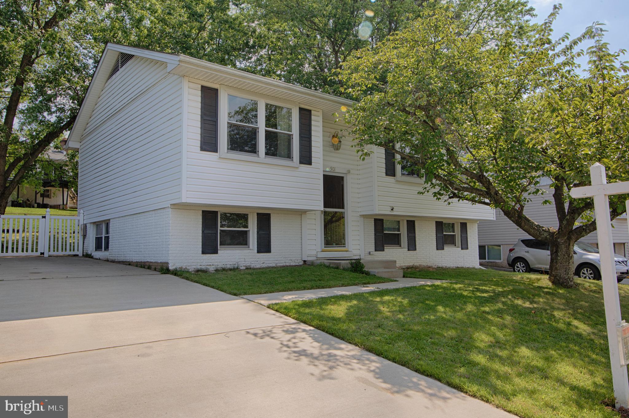 VILLAGE OF OLDE MILL - Residential