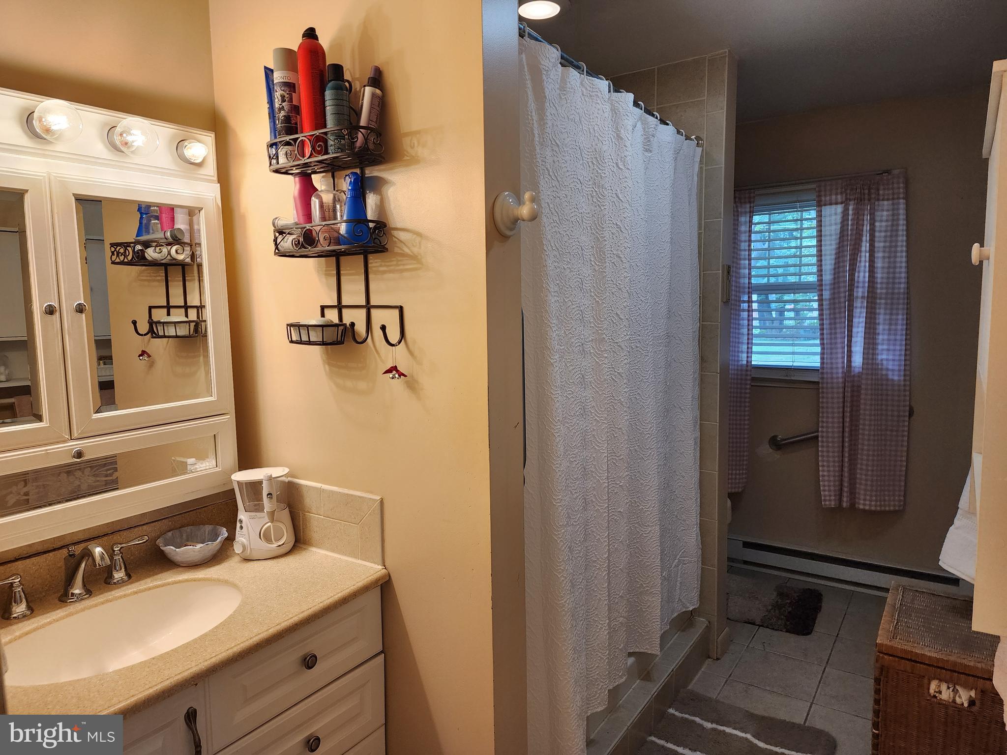 MEADOWBROOK - Residential