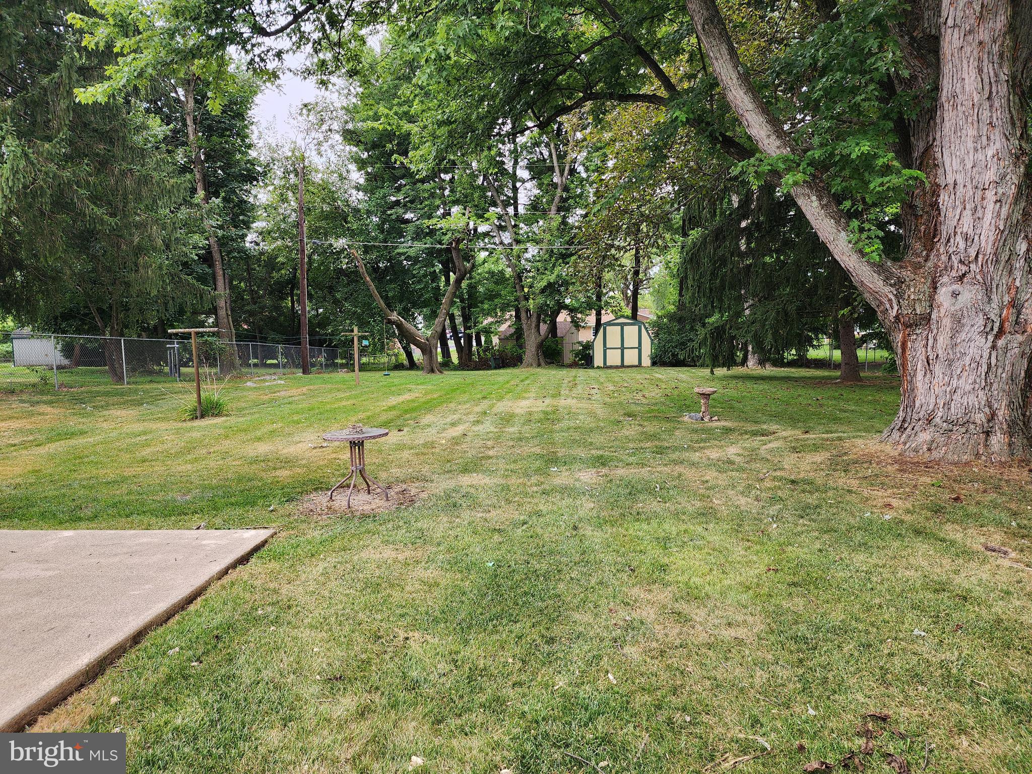 MEADOWBROOK - Residential