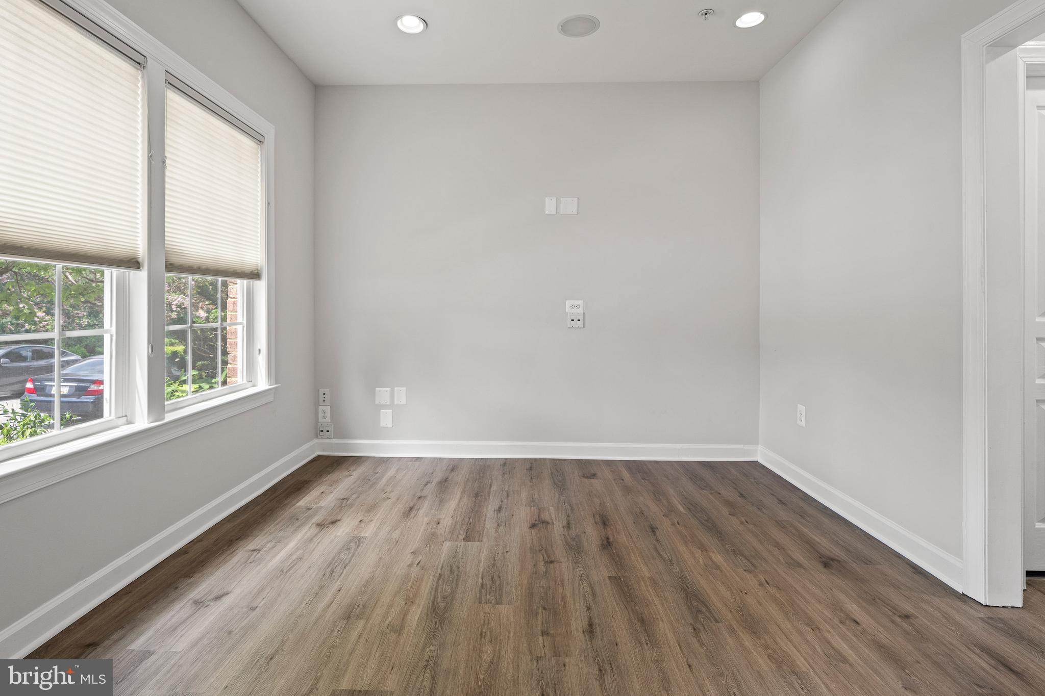 MAPLE LAWN - Residential