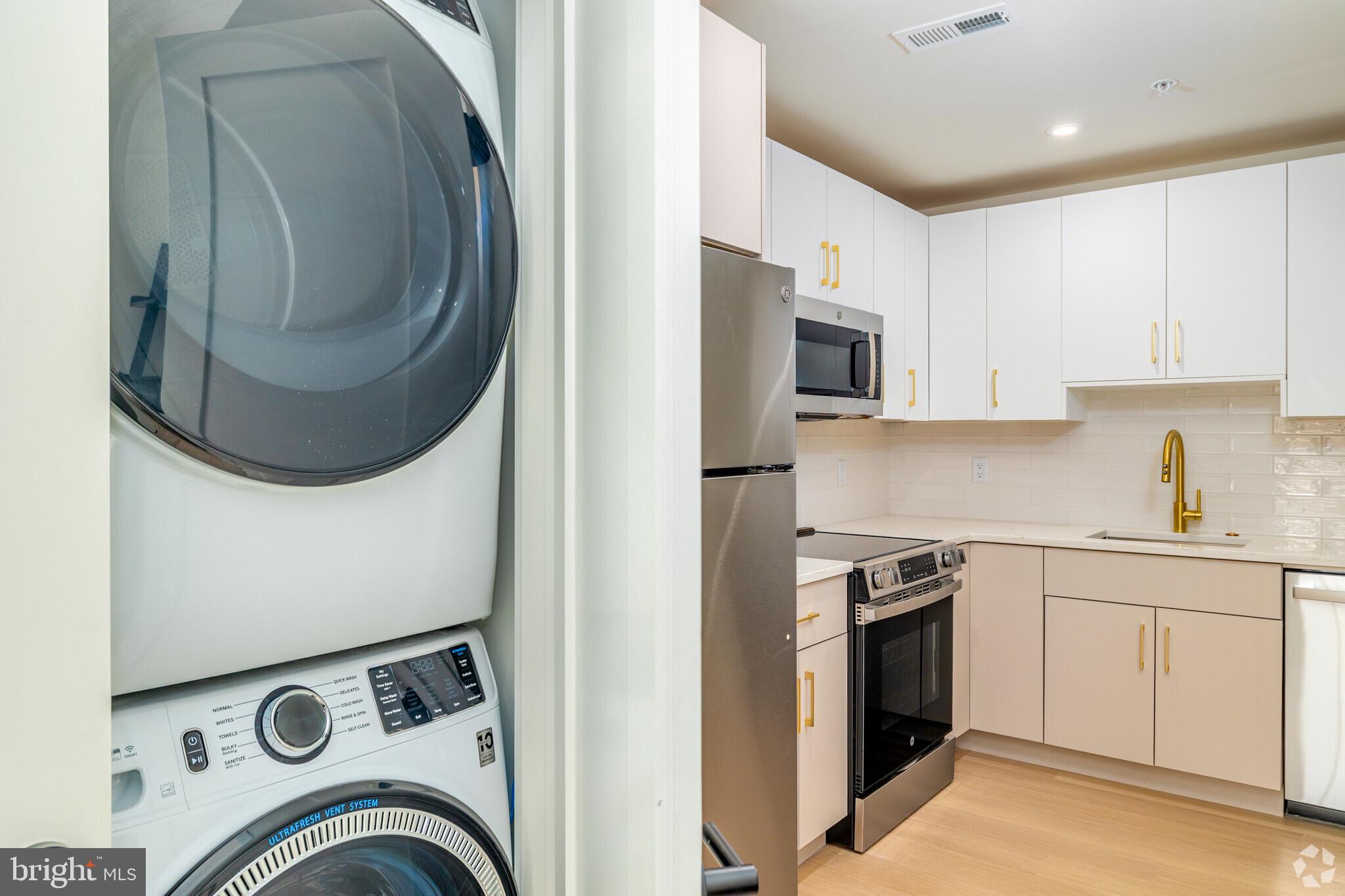 OLD CITY - Residential Lease