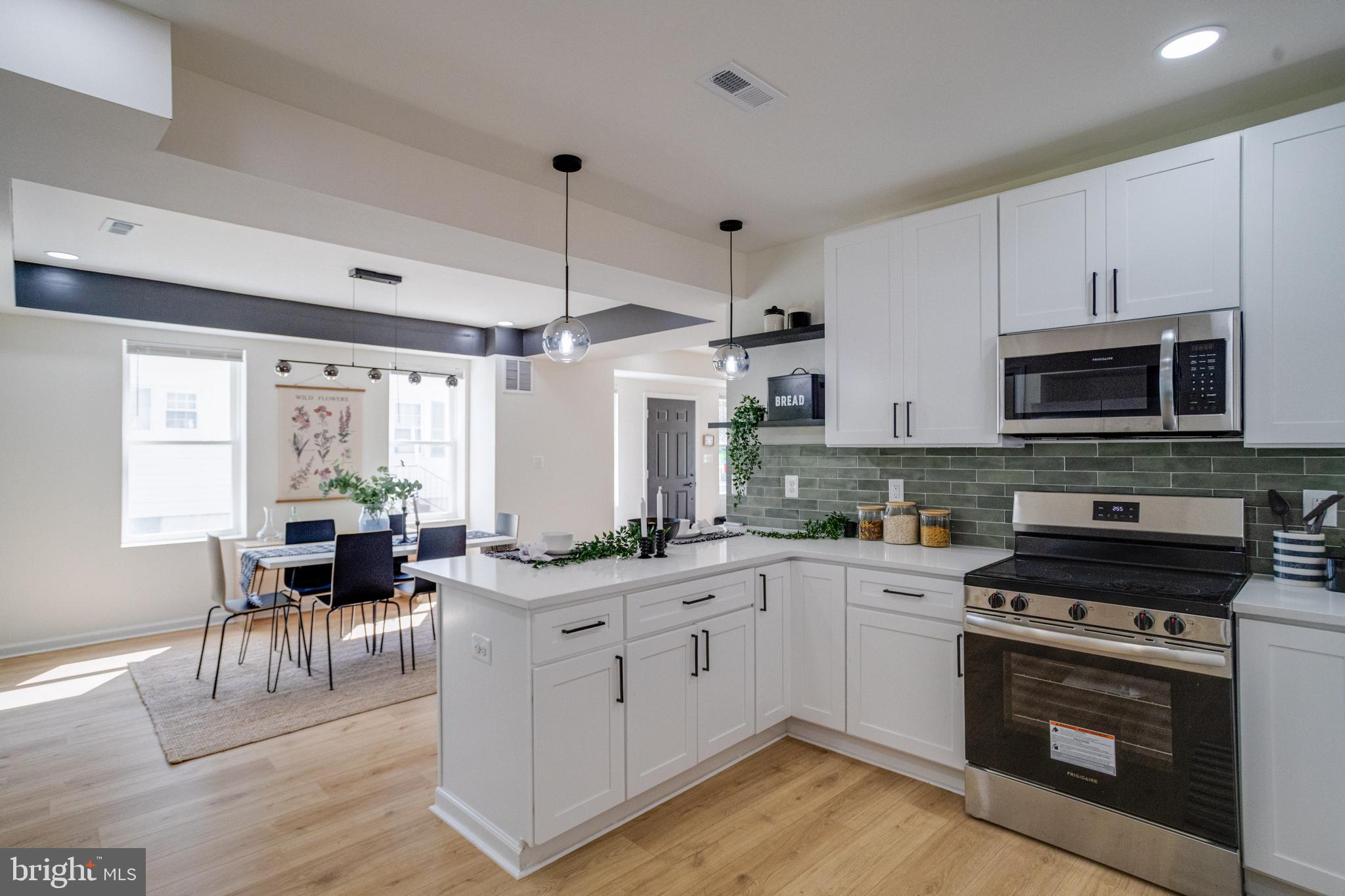 ASHBURTON HISTORIC DISTRICT - Residential