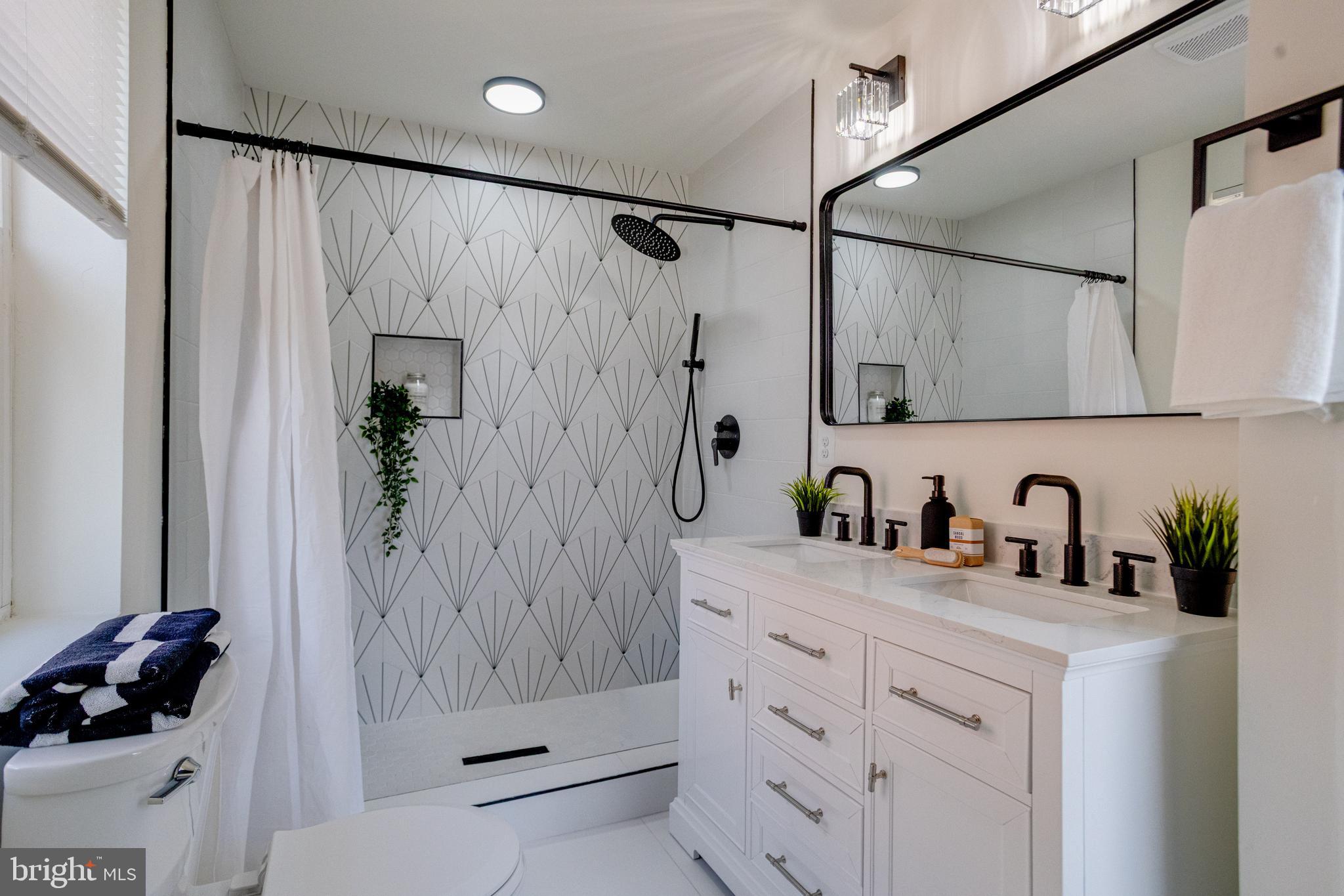 ASHBURTON HISTORIC DISTRICT - Residential