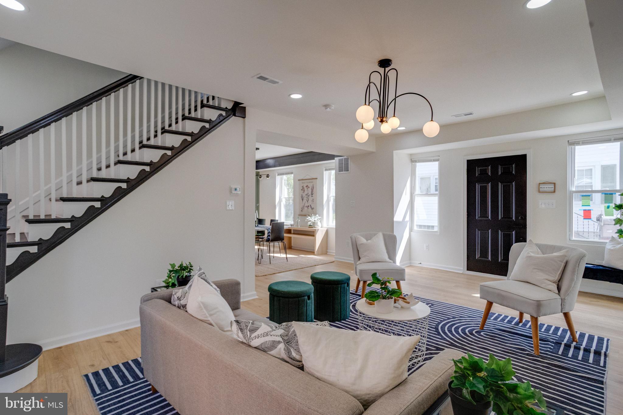 ASHBURTON HISTORIC DISTRICT - Residential