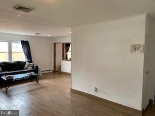 COLLINS PARK - Residential