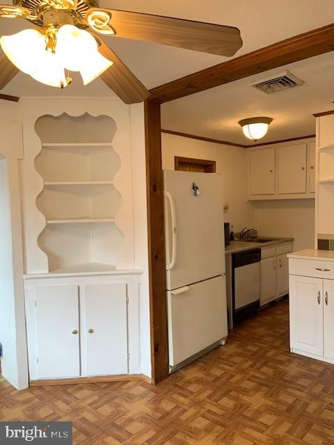 COLLINS PARK - Residential