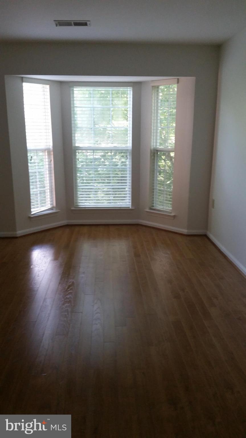 SILVERBROOK WOOD - Residential