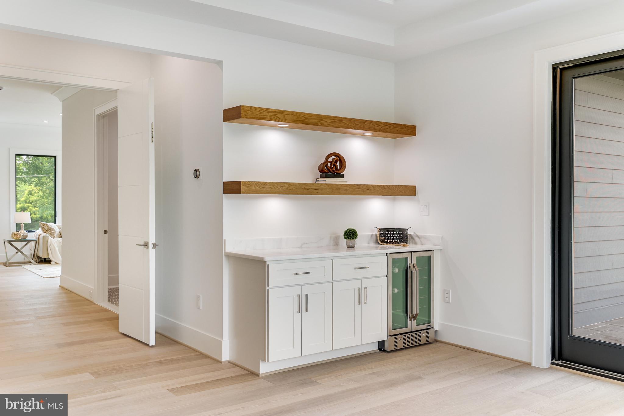 BROOKHAVEN - Residential