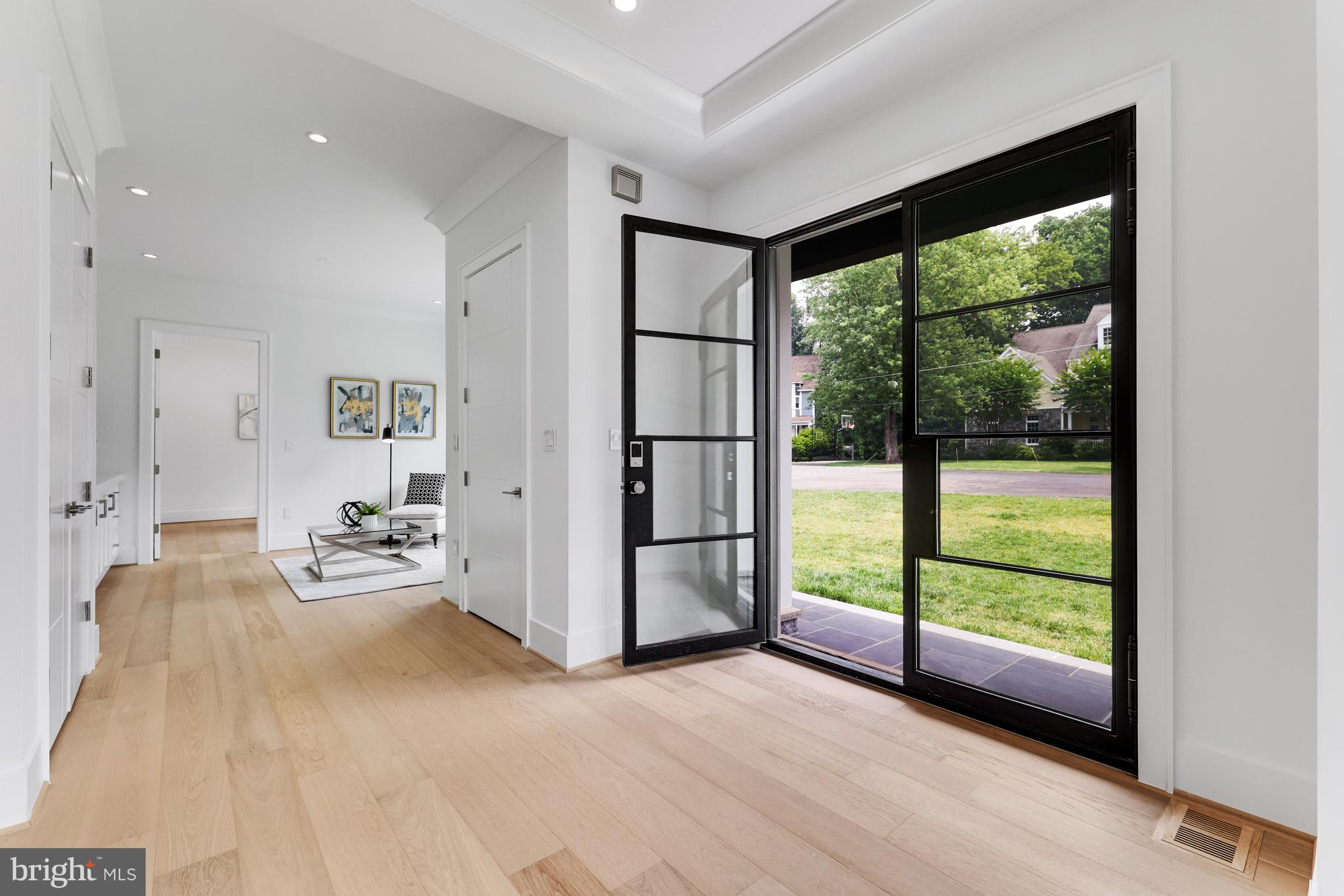 BROOKHAVEN - Residential