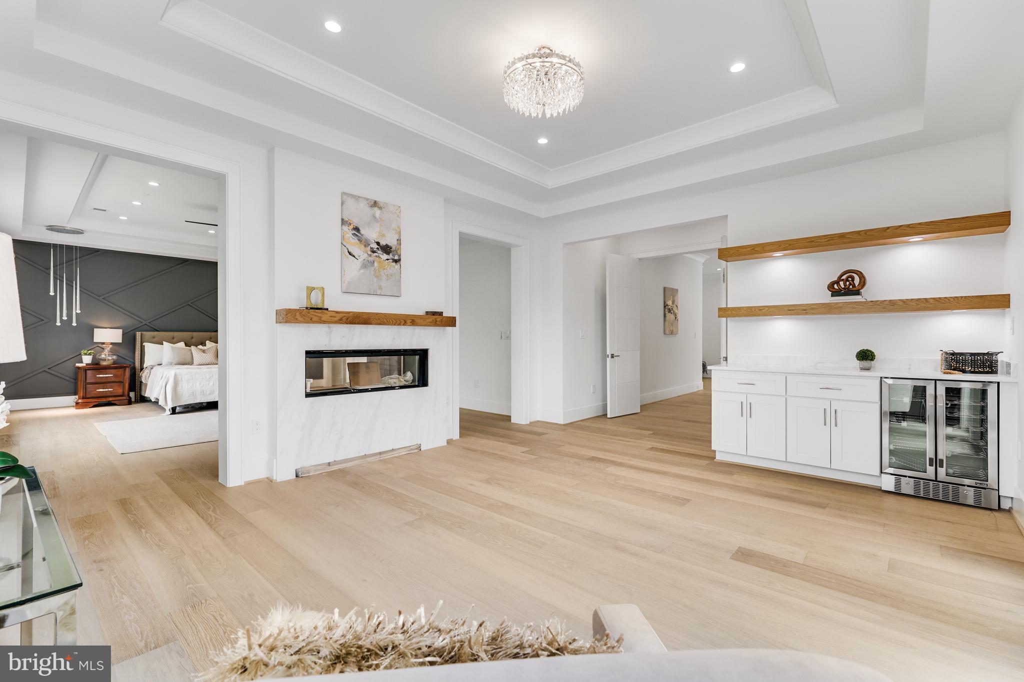 BROOKHAVEN - Residential