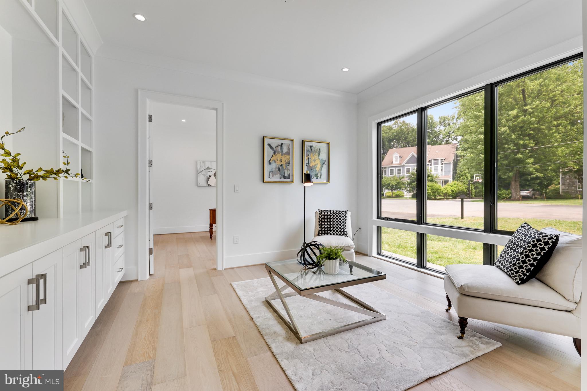 BROOKHAVEN - Residential