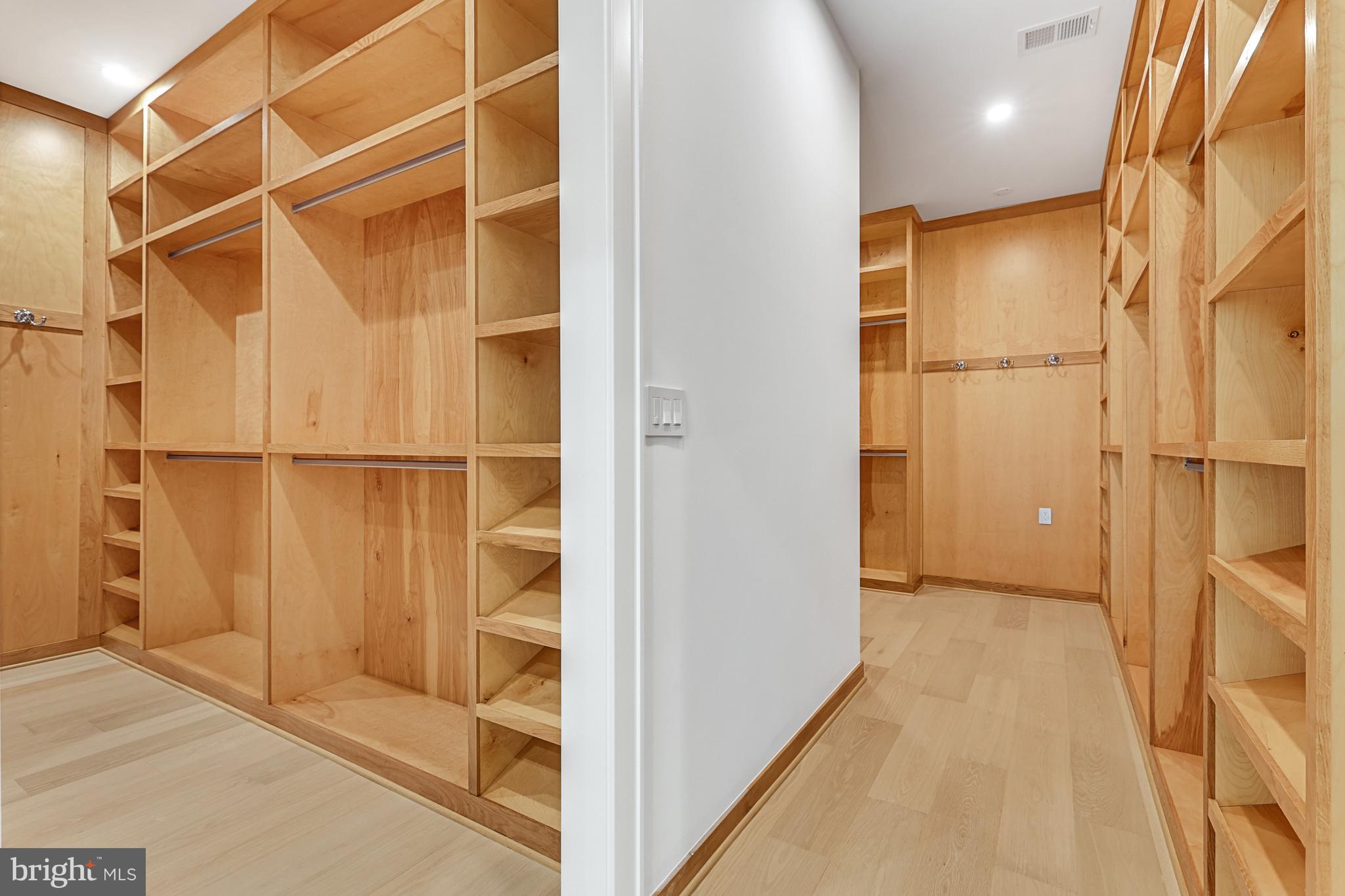 BROOKHAVEN - Residential