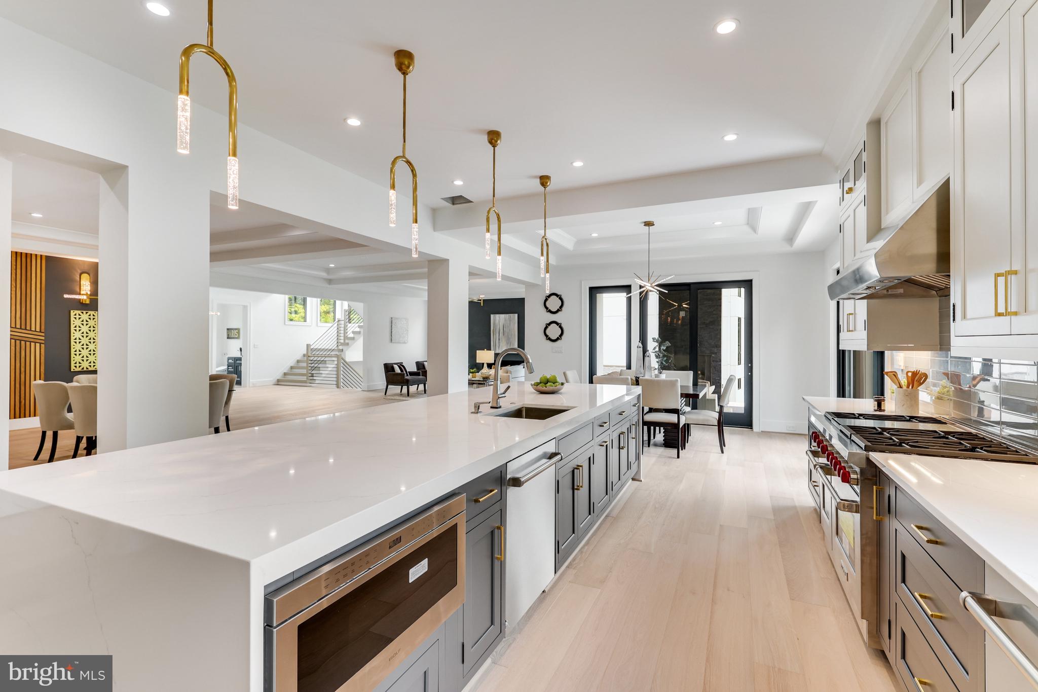 BROOKHAVEN - Residential