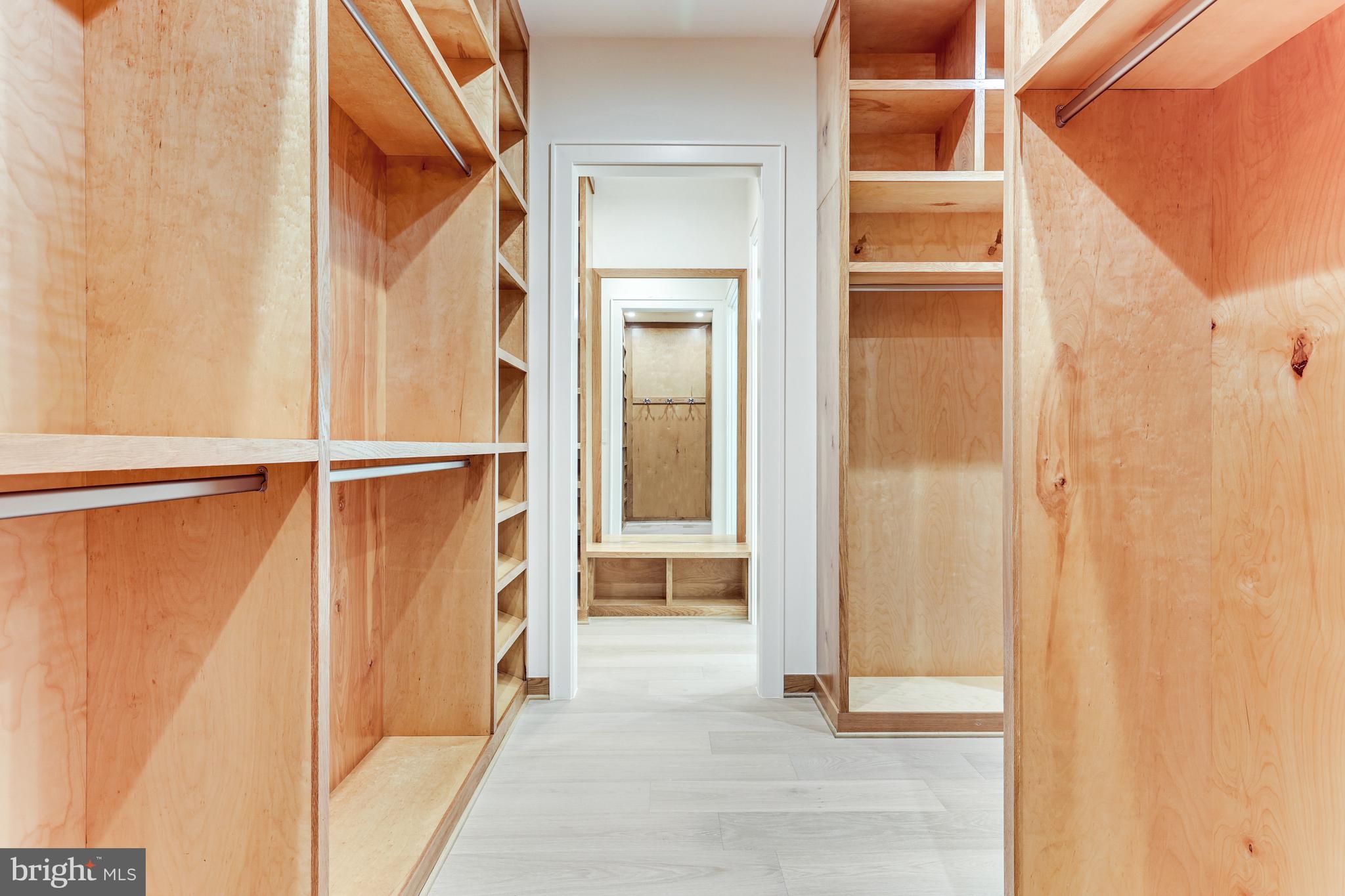 BROOKHAVEN - Residential