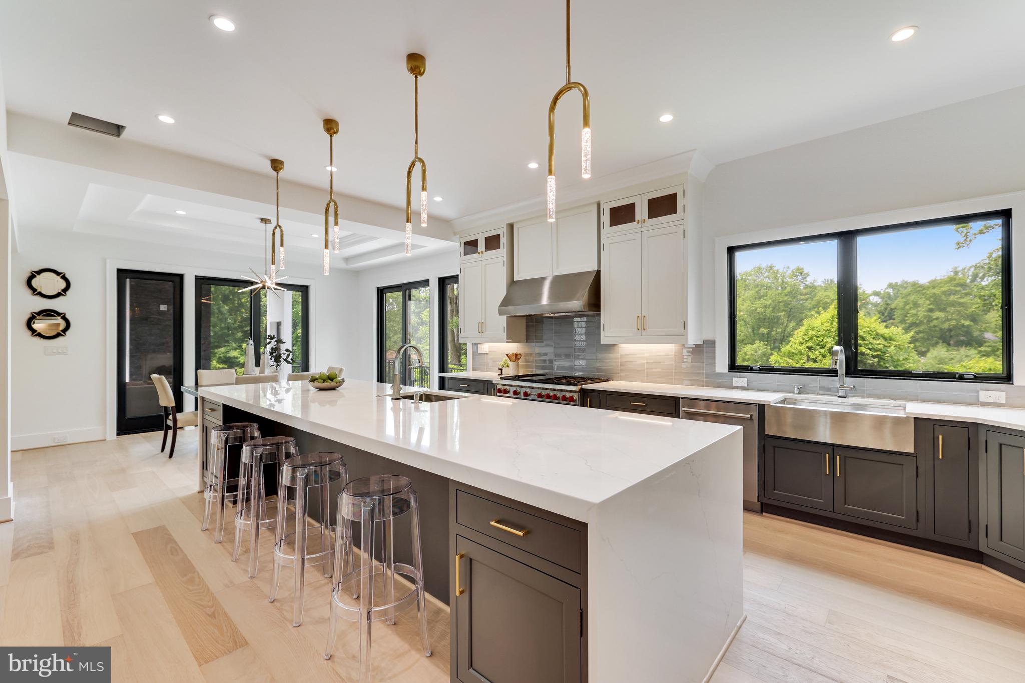 BROOKHAVEN - Residential