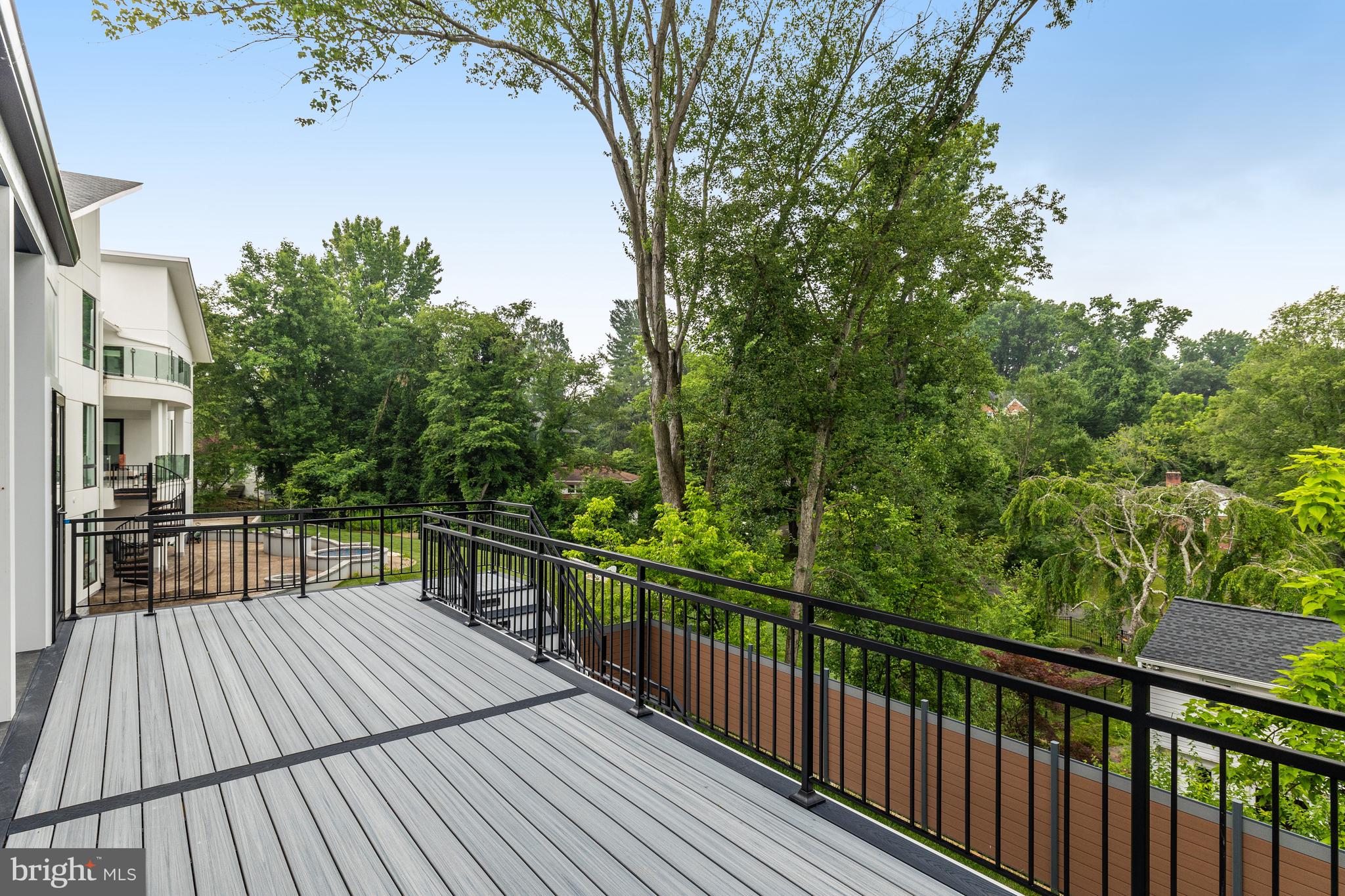 BROOKHAVEN - Residential