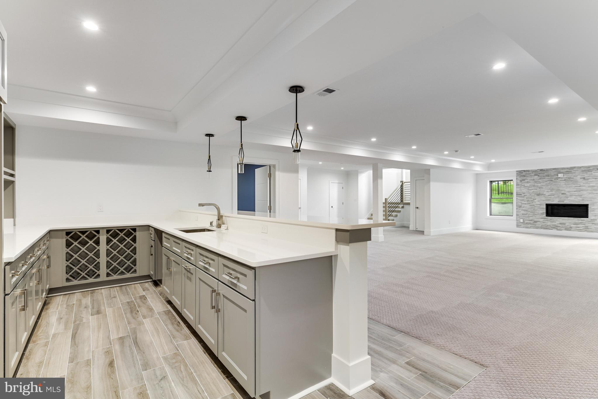 BROOKHAVEN - Residential