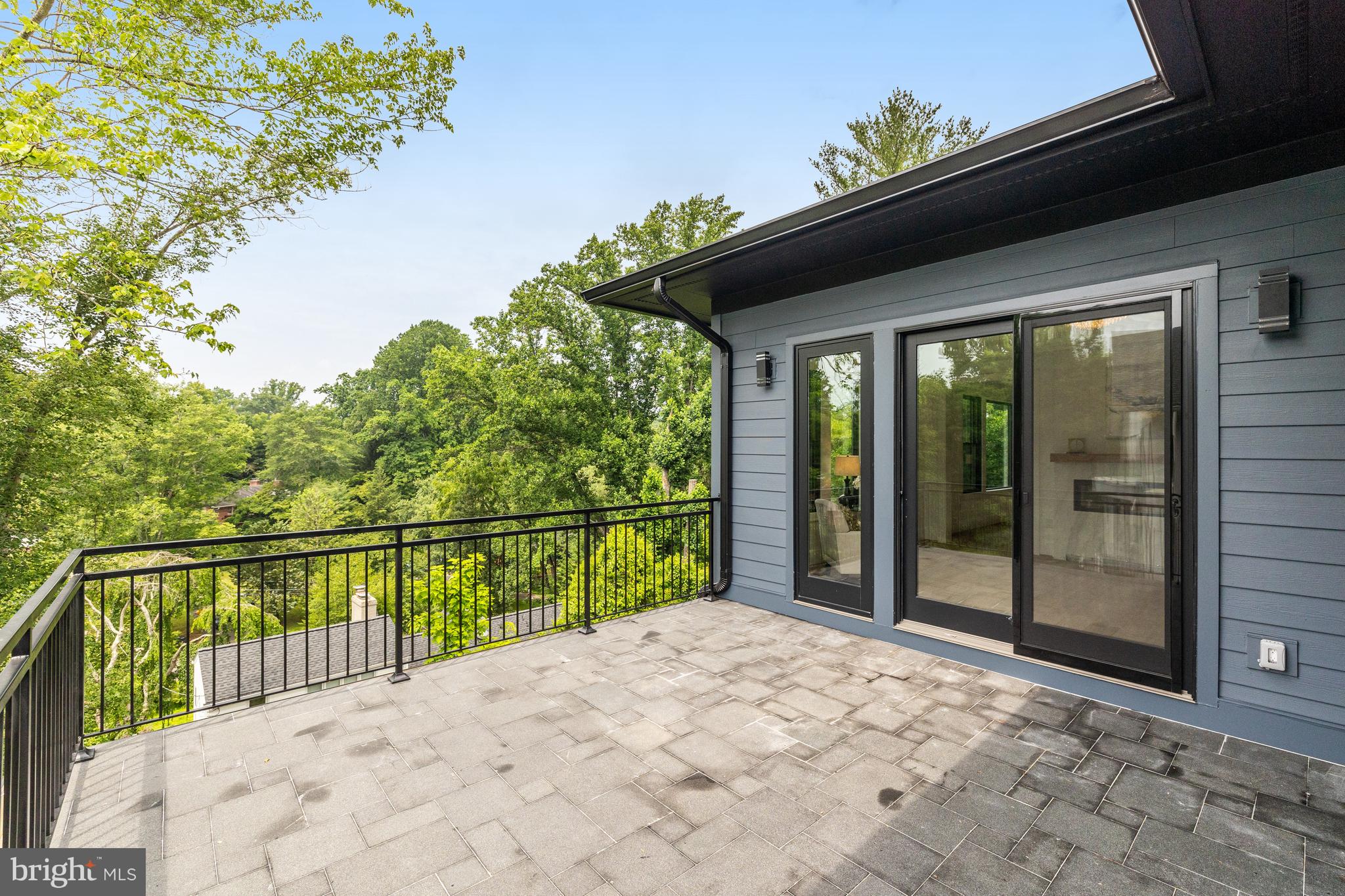 BROOKHAVEN - Residential