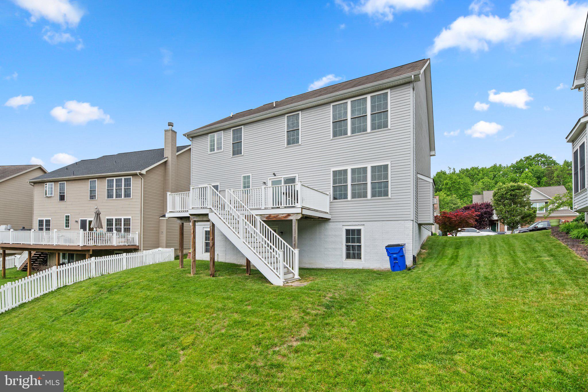 COKESBURY MANOR - Residential