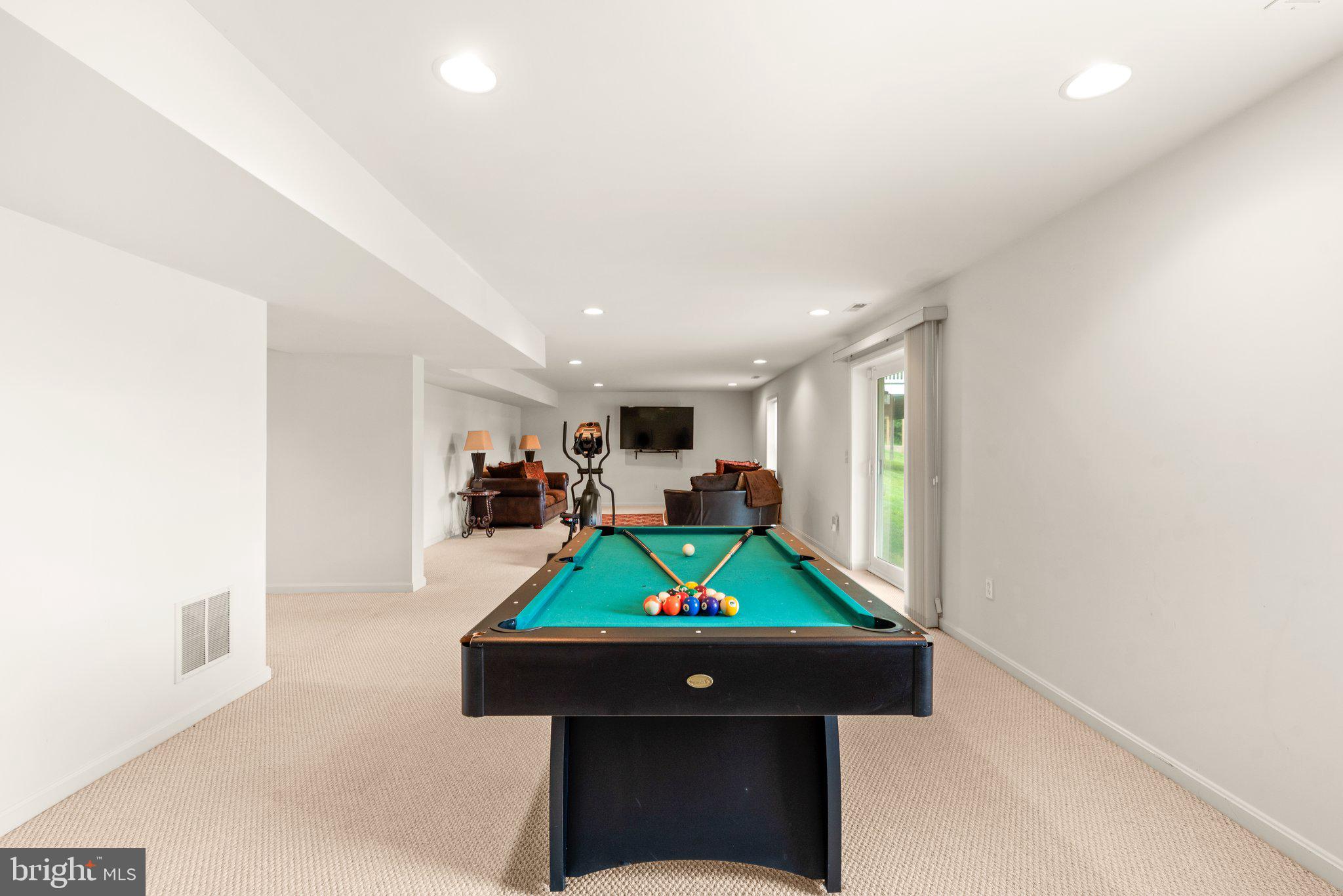 COKESBURY MANOR - Residential