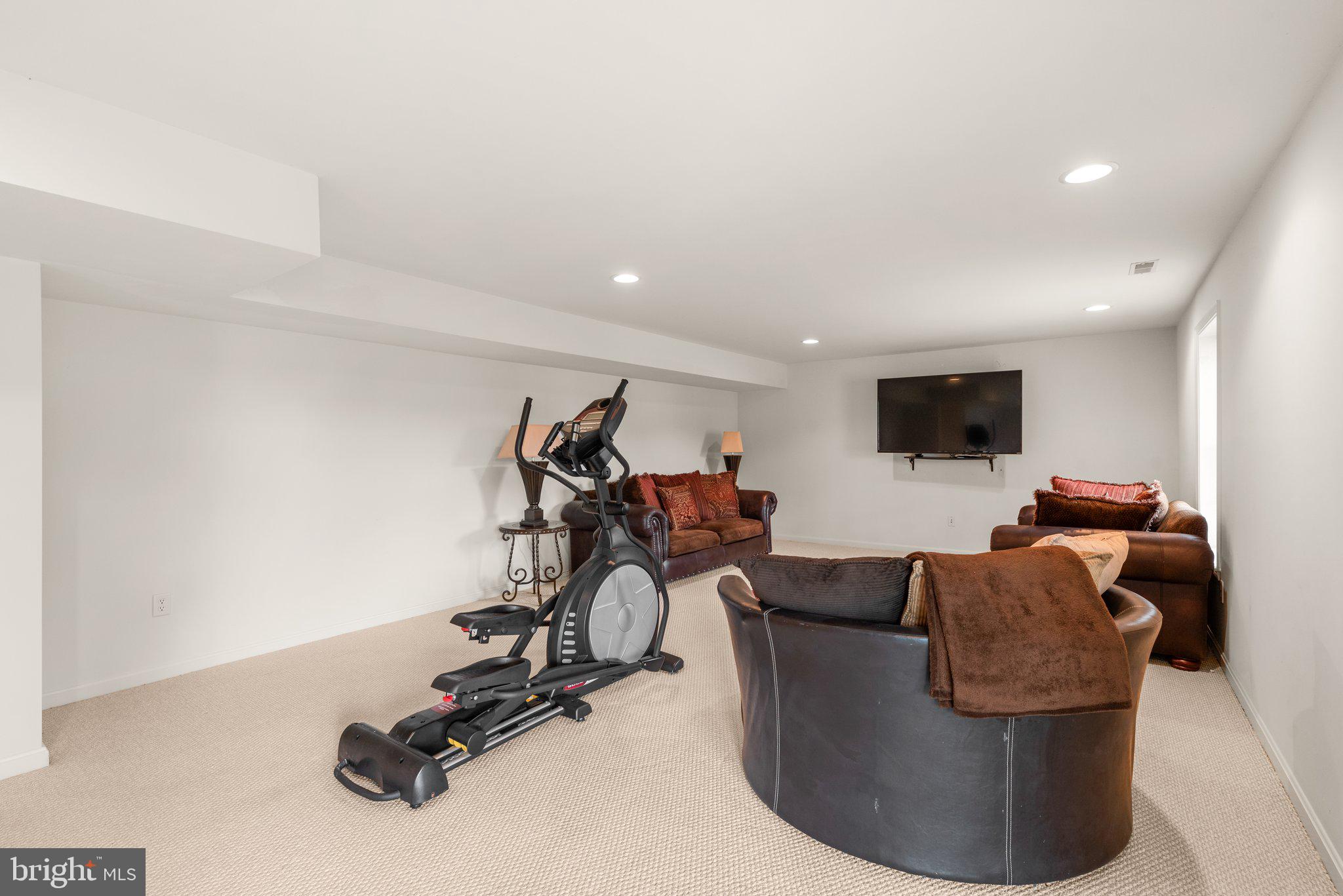 COKESBURY MANOR - Residential