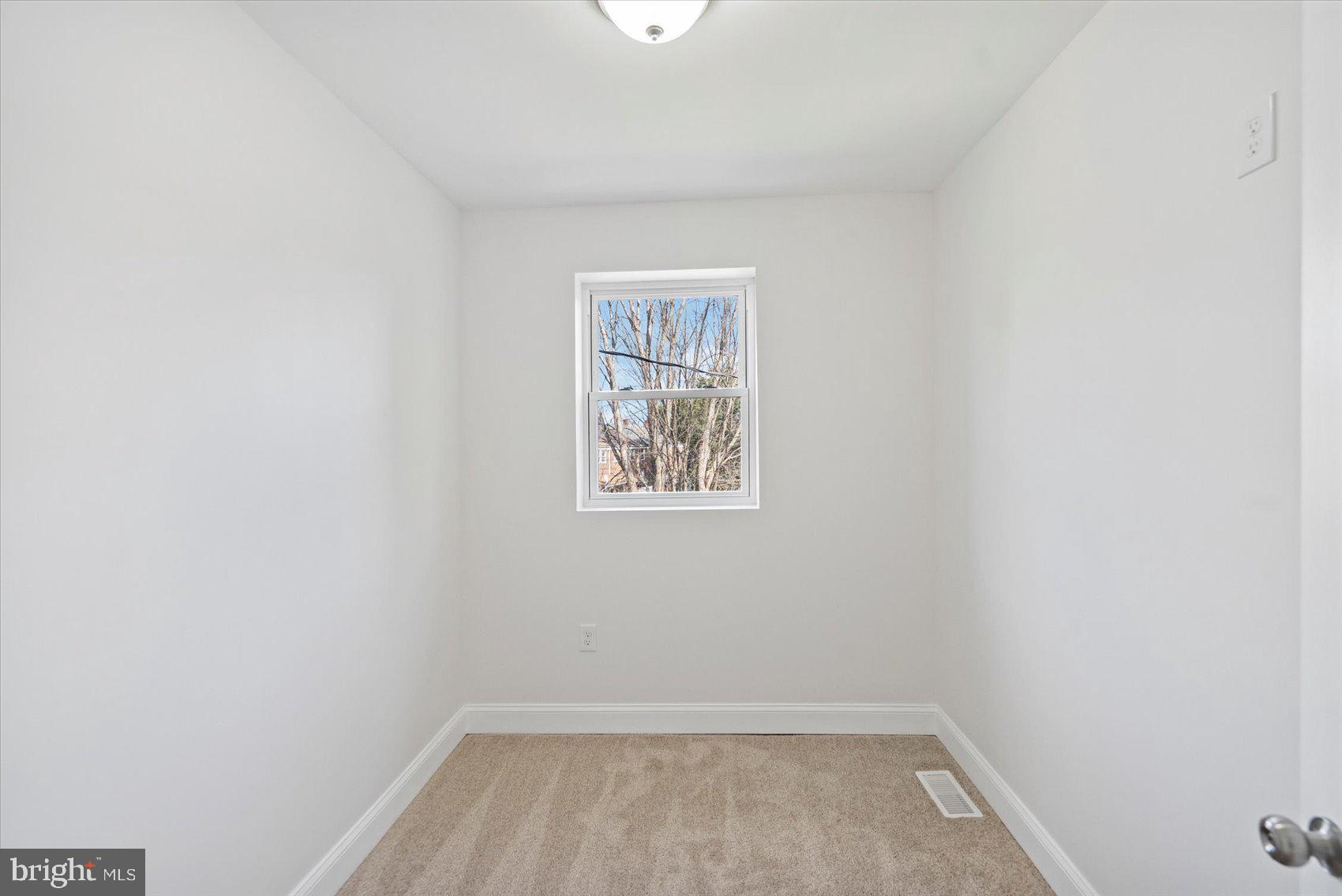 LOCH RAVEN - Residential