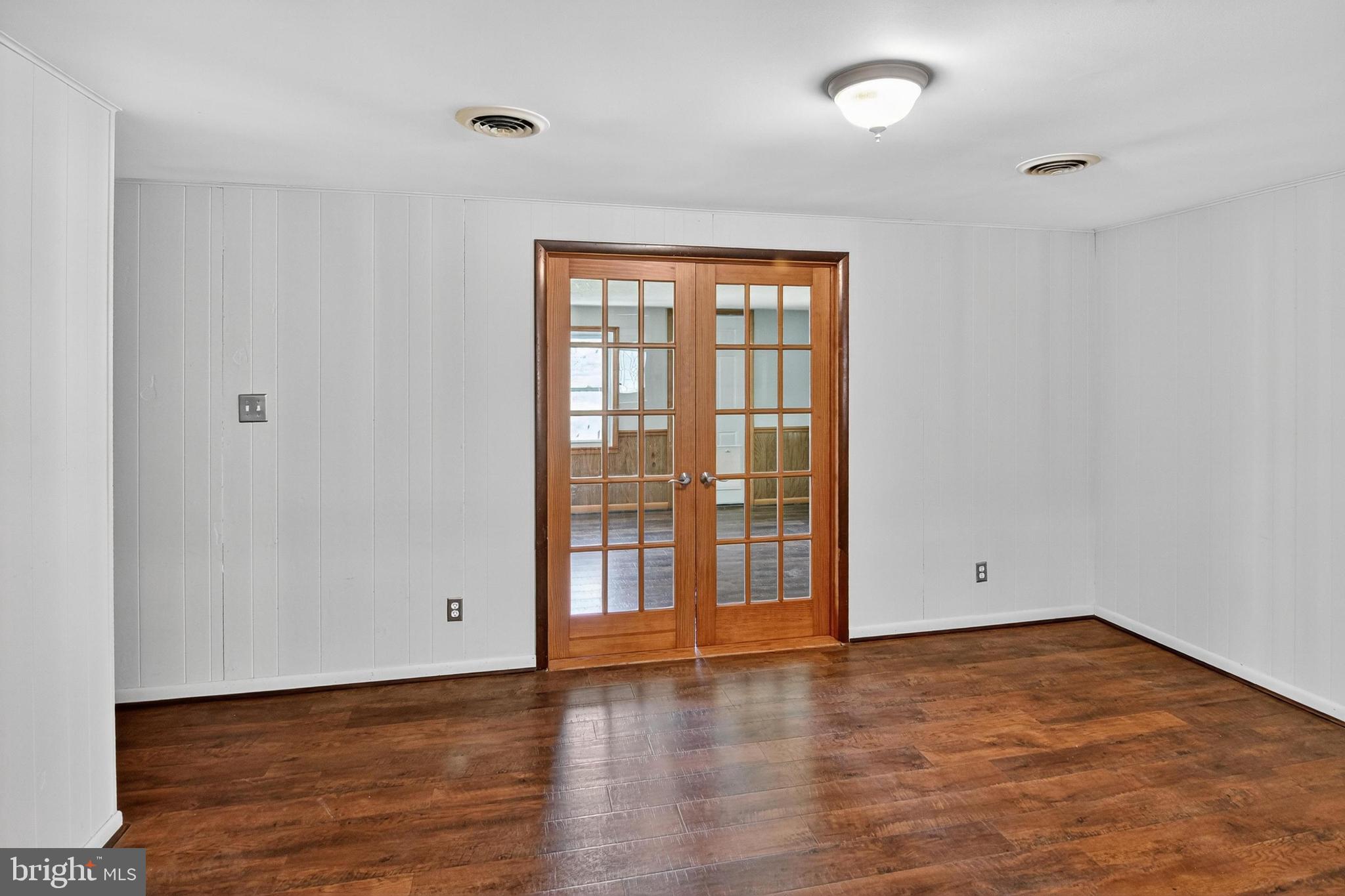 NEILLAND PARK - Residential