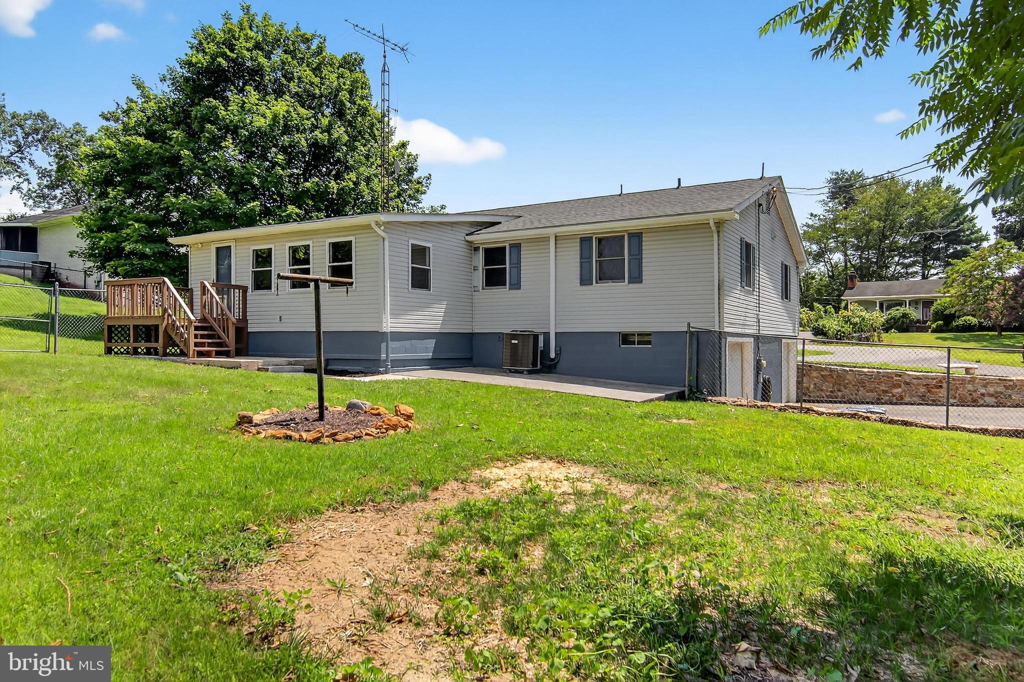 NEILLAND PARK - Residential