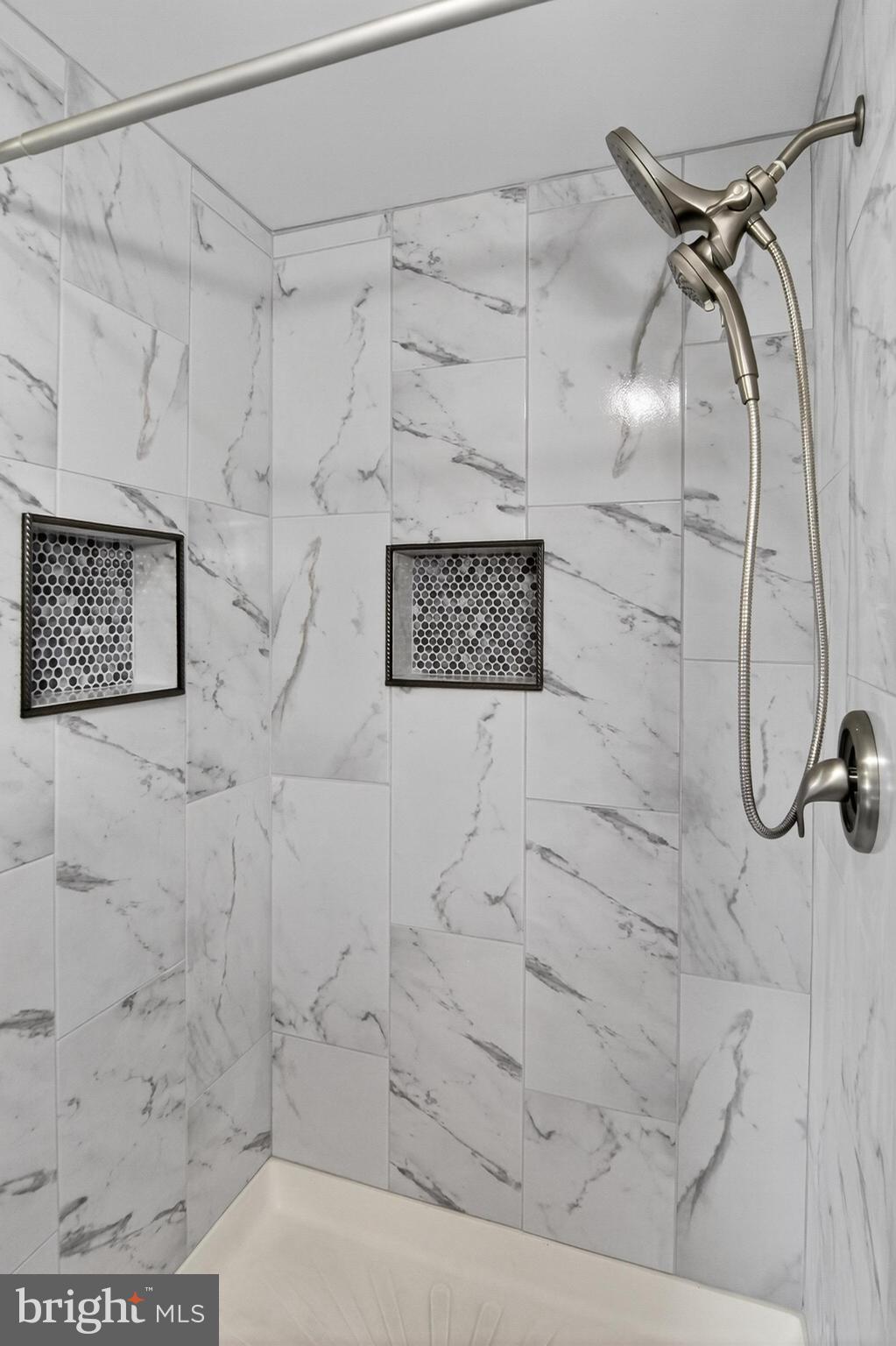 NEILLAND PARK - Residential