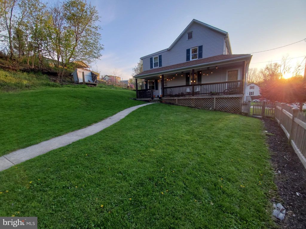 Photo of 2521 IRONVILLE PIKE, COLUMBIA, PA 17512 (MLS # PALA2028244)