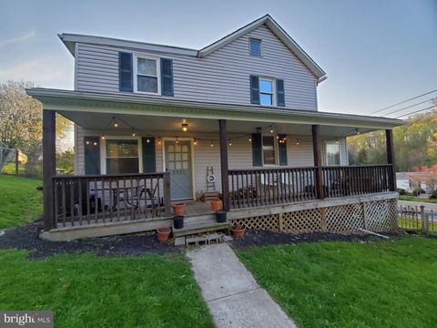 Photo of 2521 IRONVILLE PIKE, COLUMBIA, PA 17512 (MLS # PALA2028244)